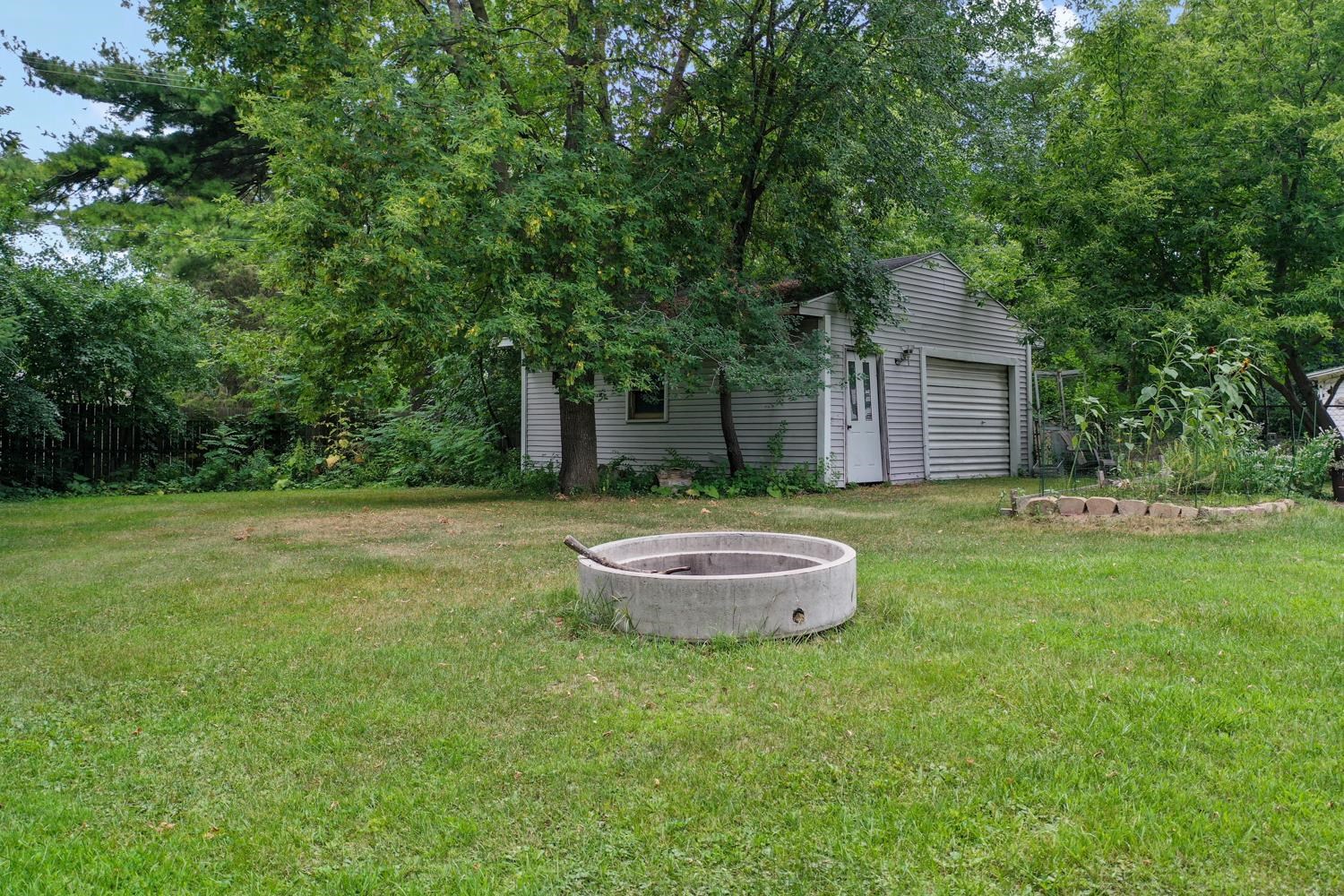 Property photo 24