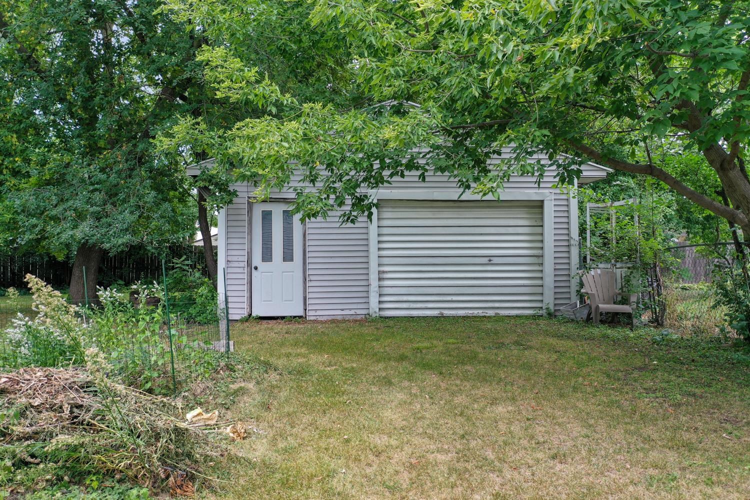 Property photo 28