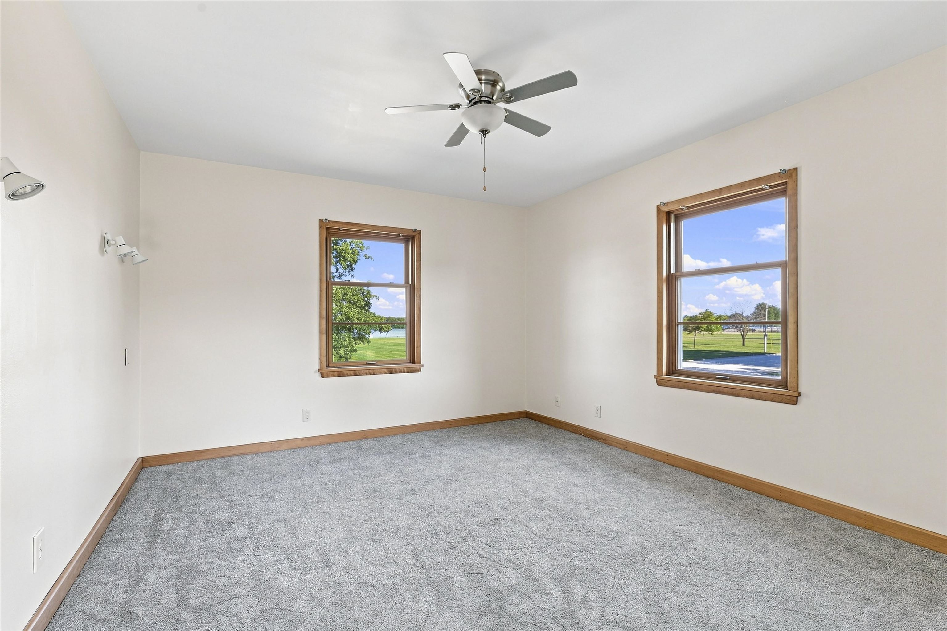 Property photo 64