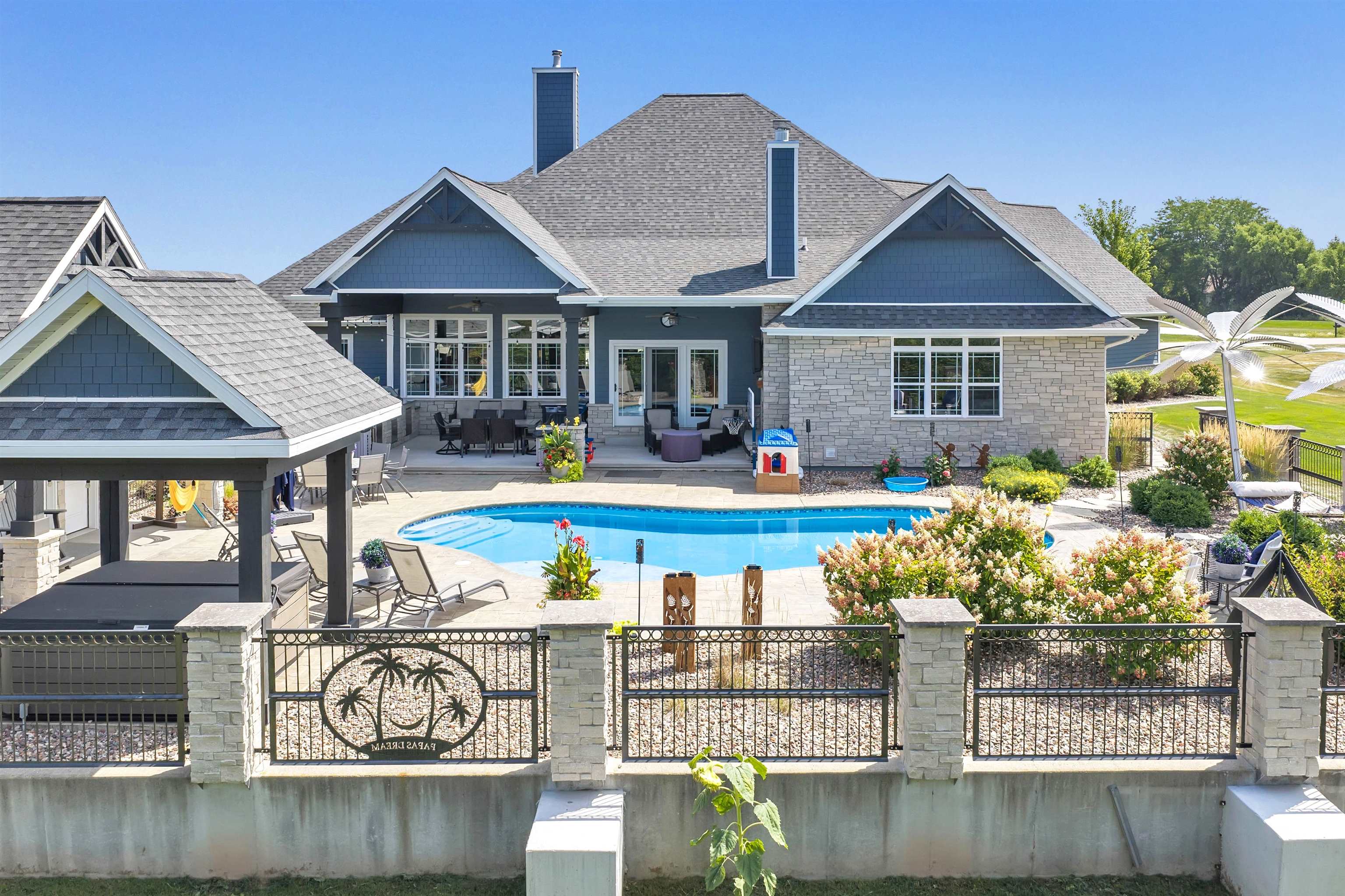 Property photo 11