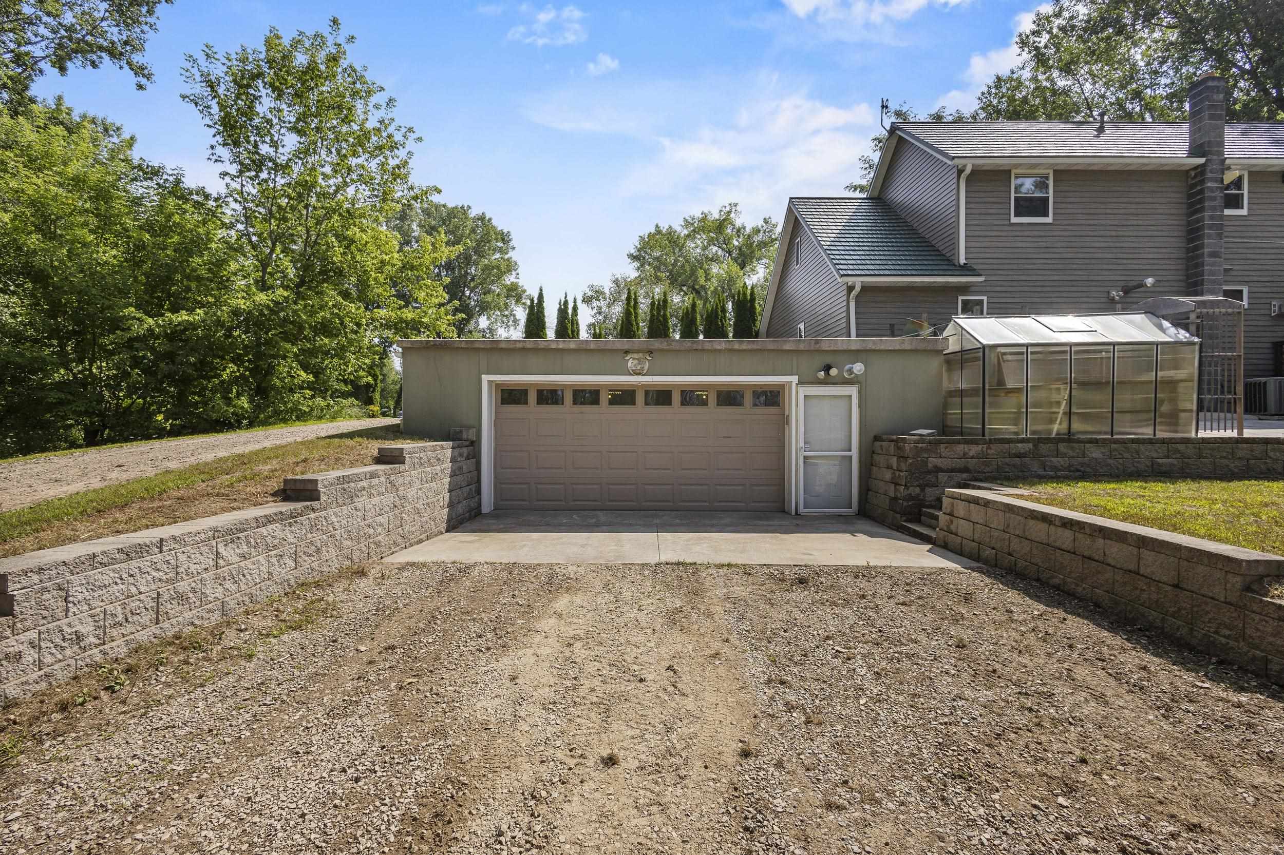 Property photo 31