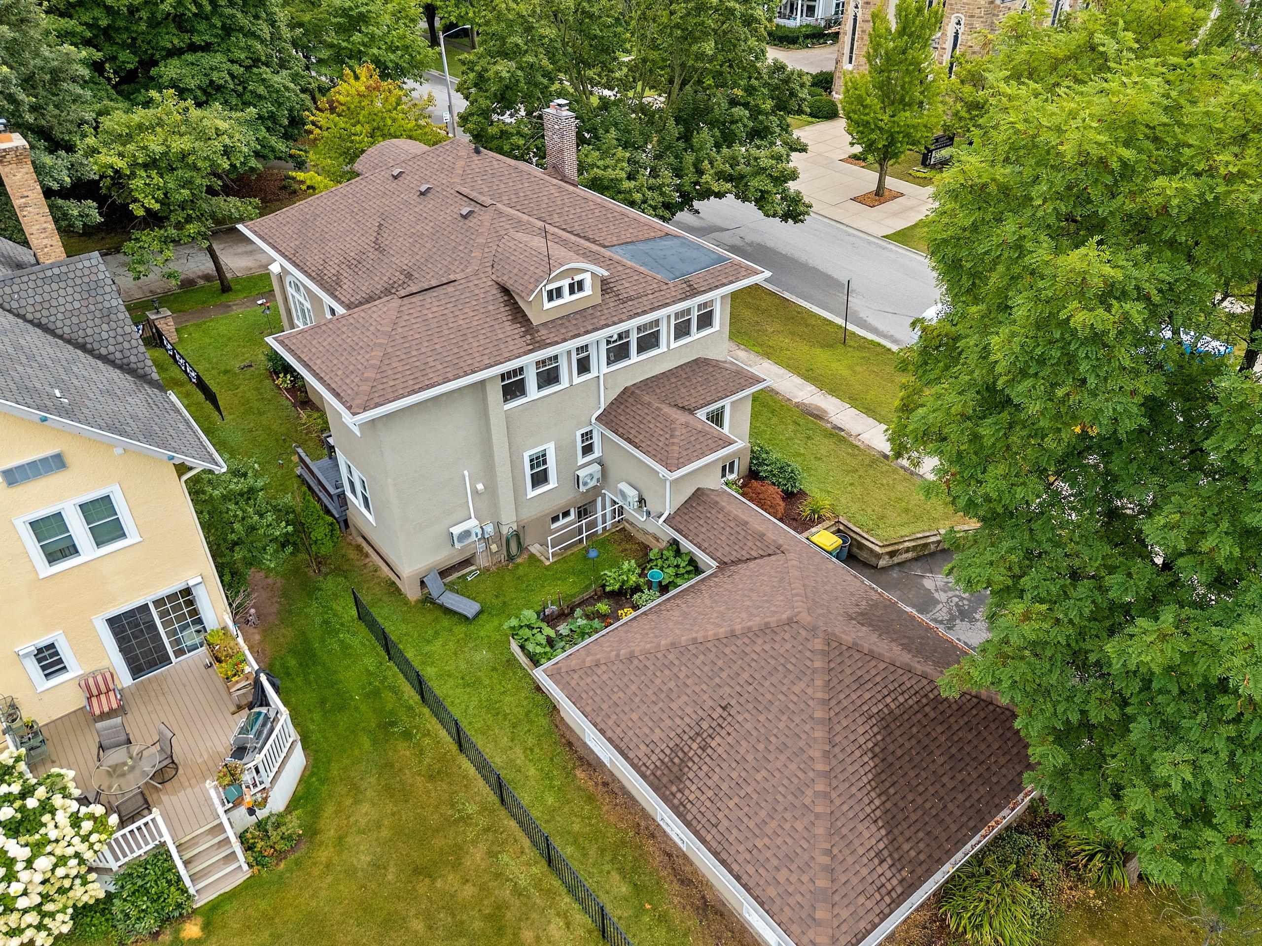 Property photo 63