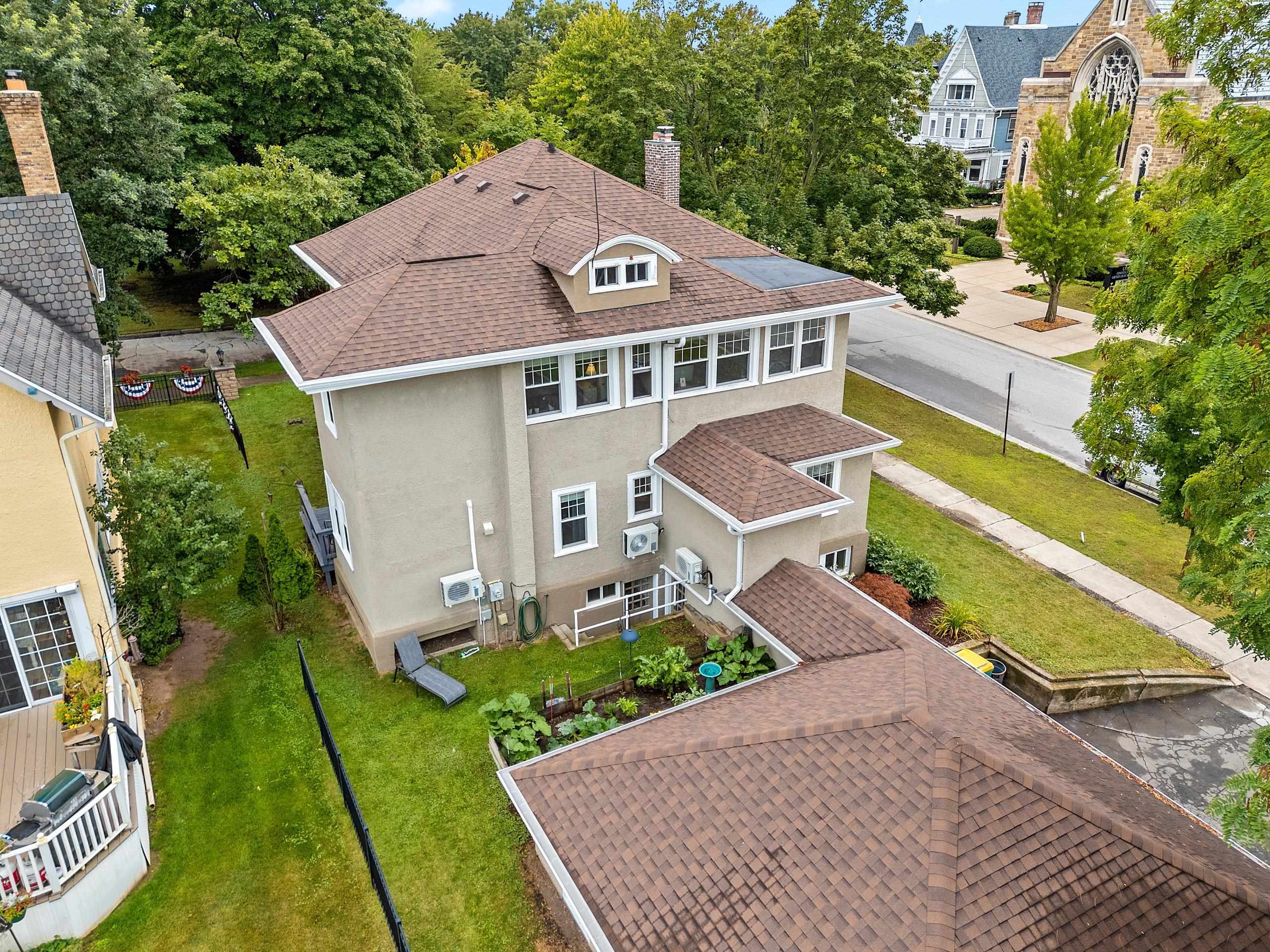 Property photo 64