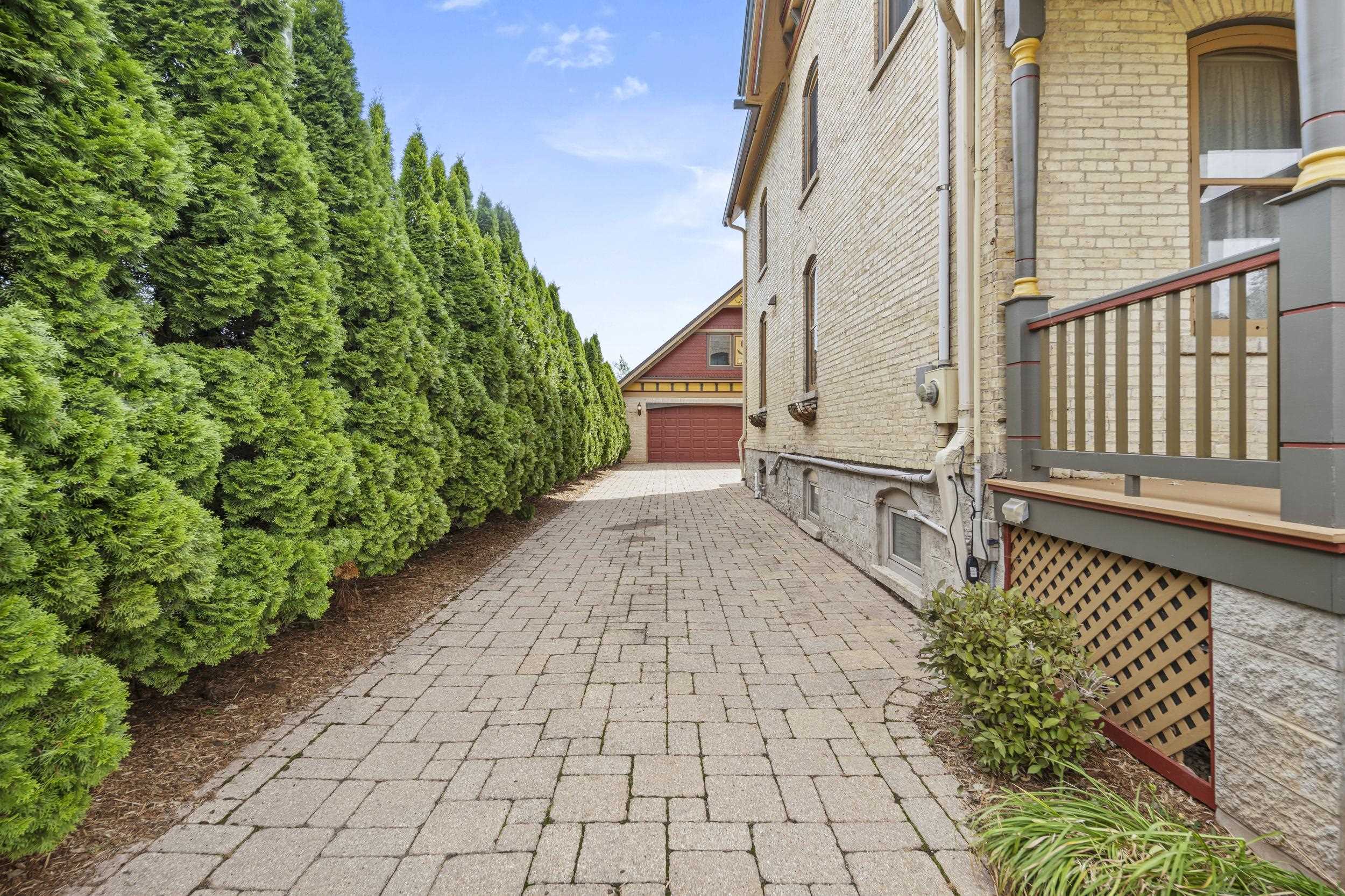 Property photo 54