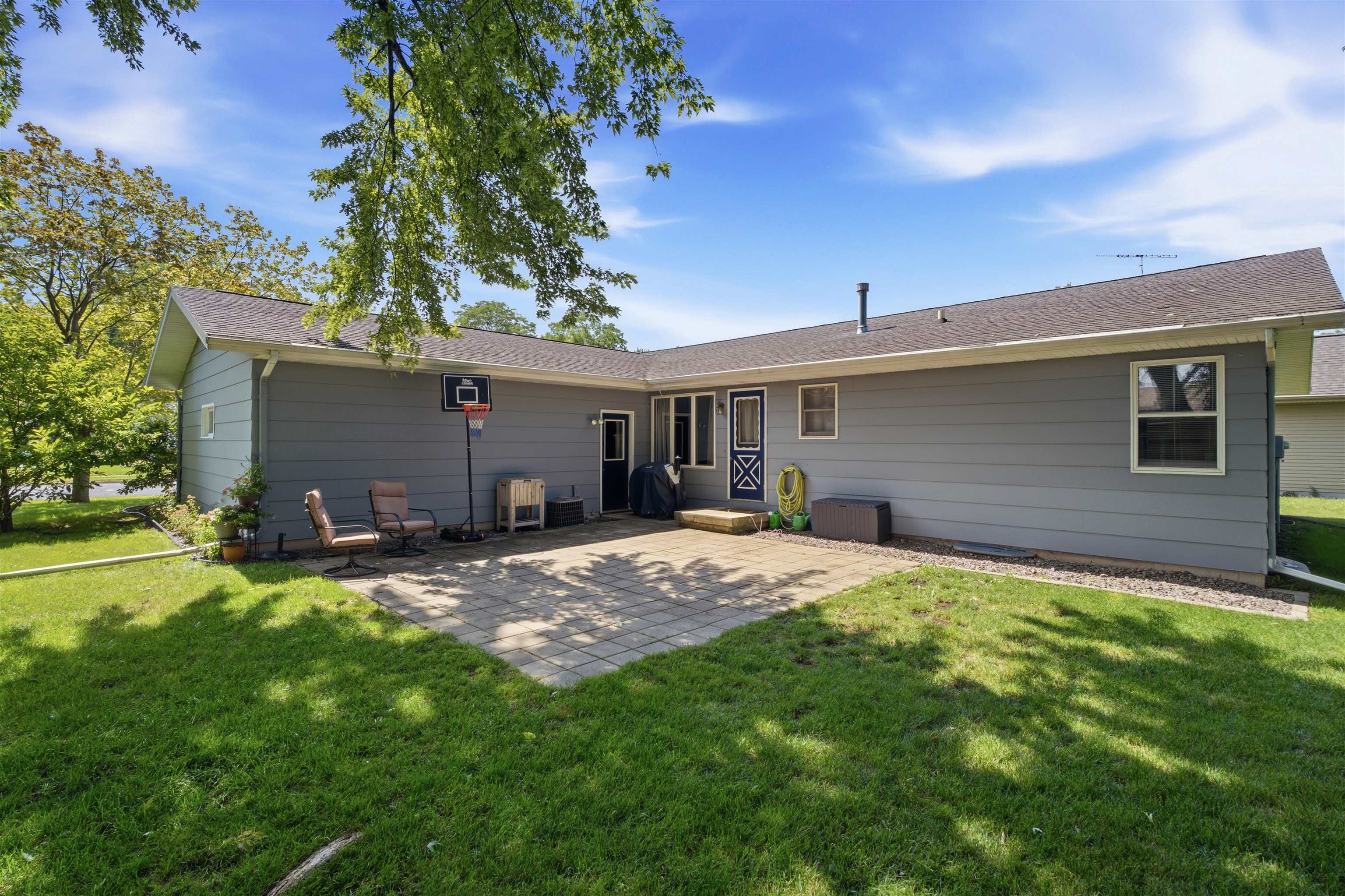 Property photo 33
