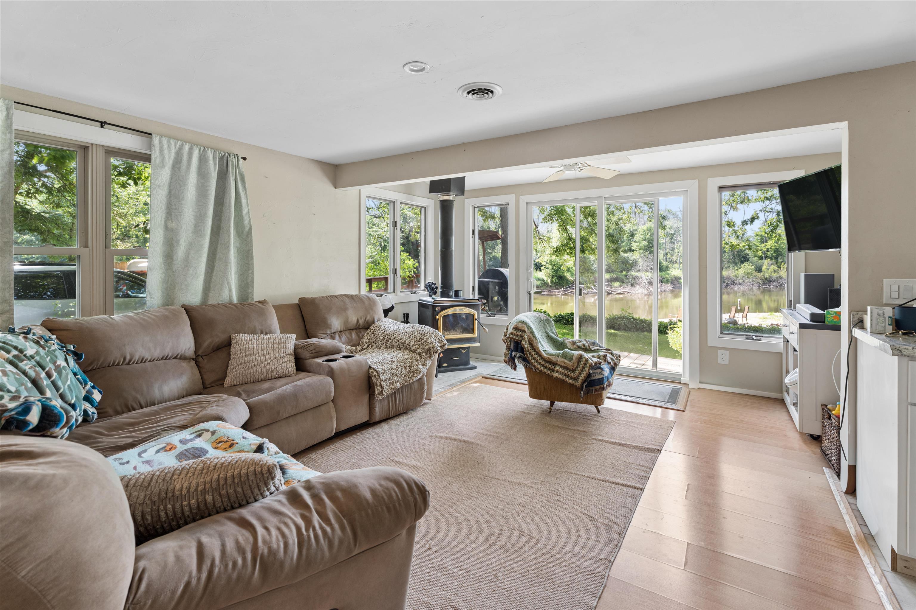 Property photo 58