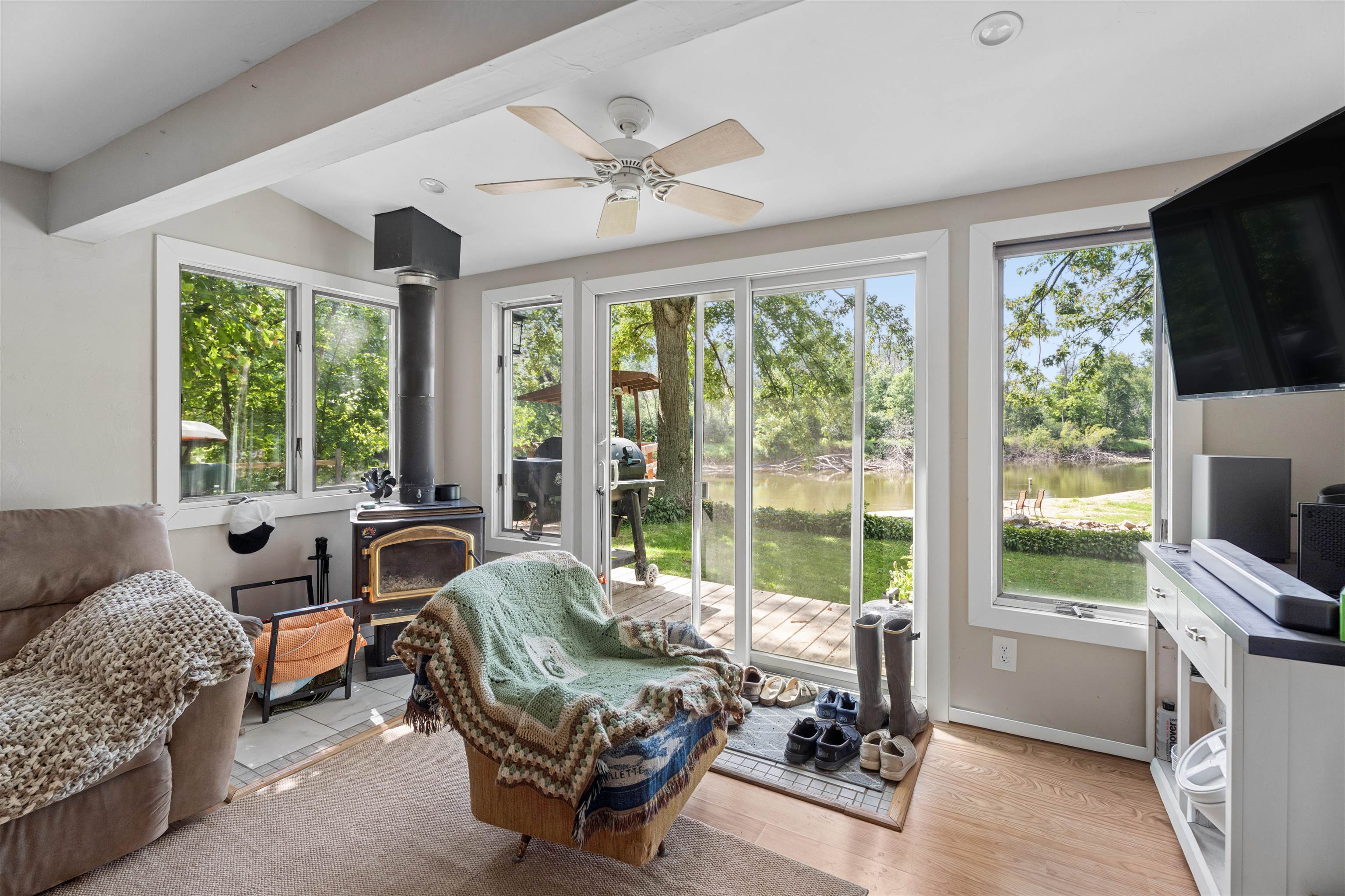Property photo 64