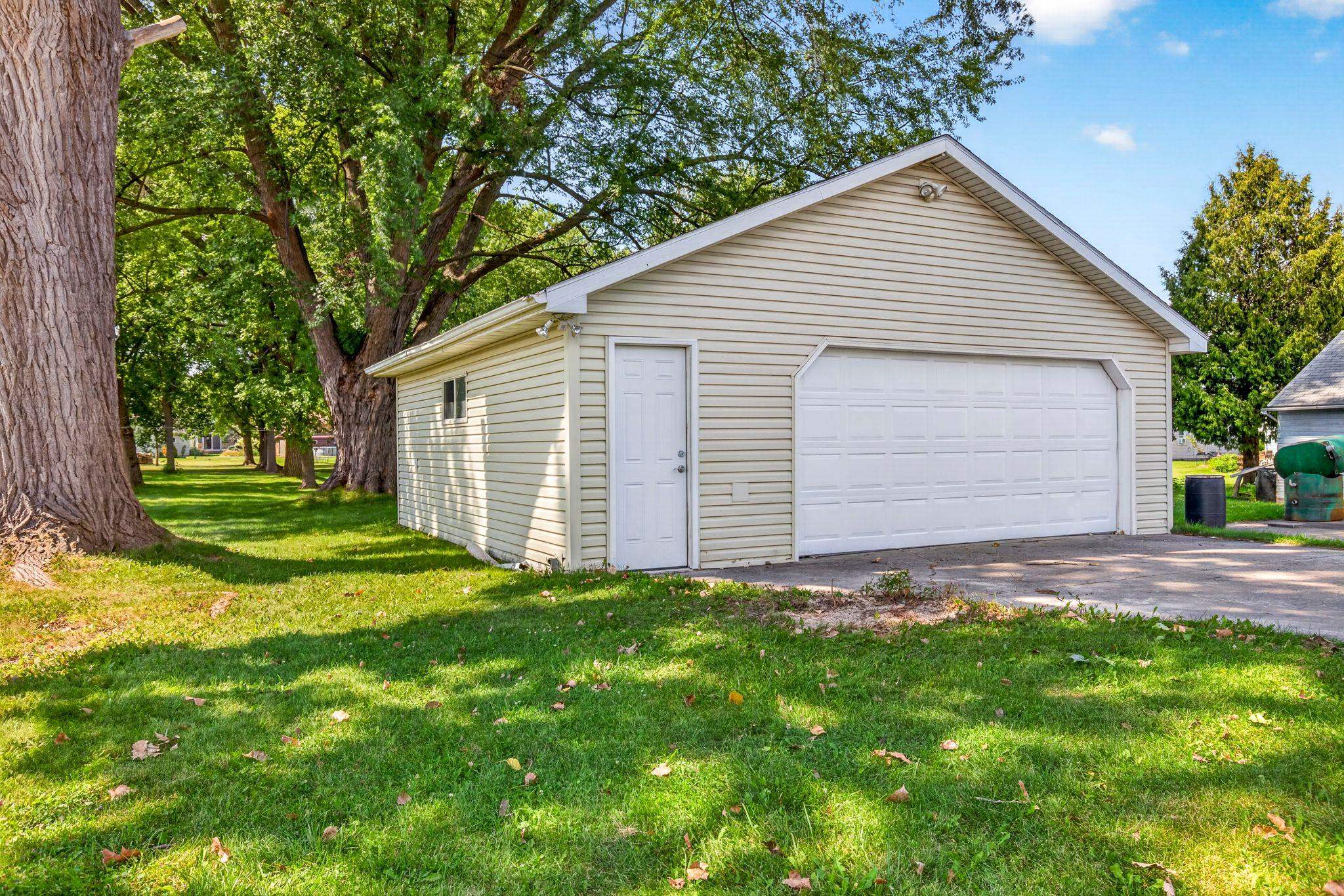 Property photo 22