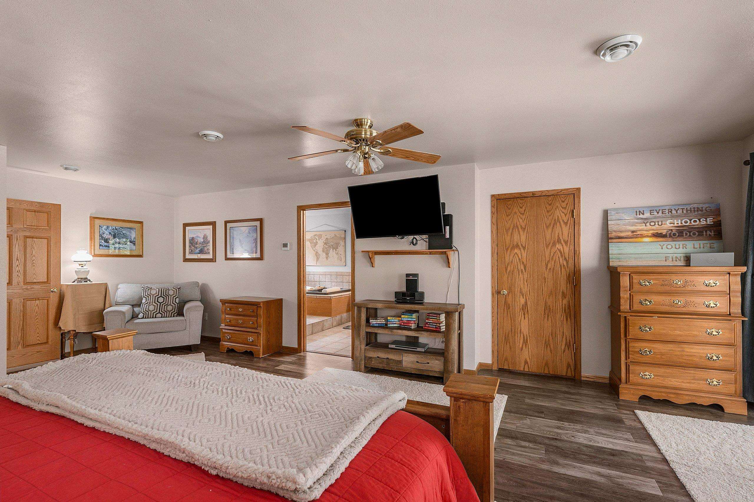 Property photo 36