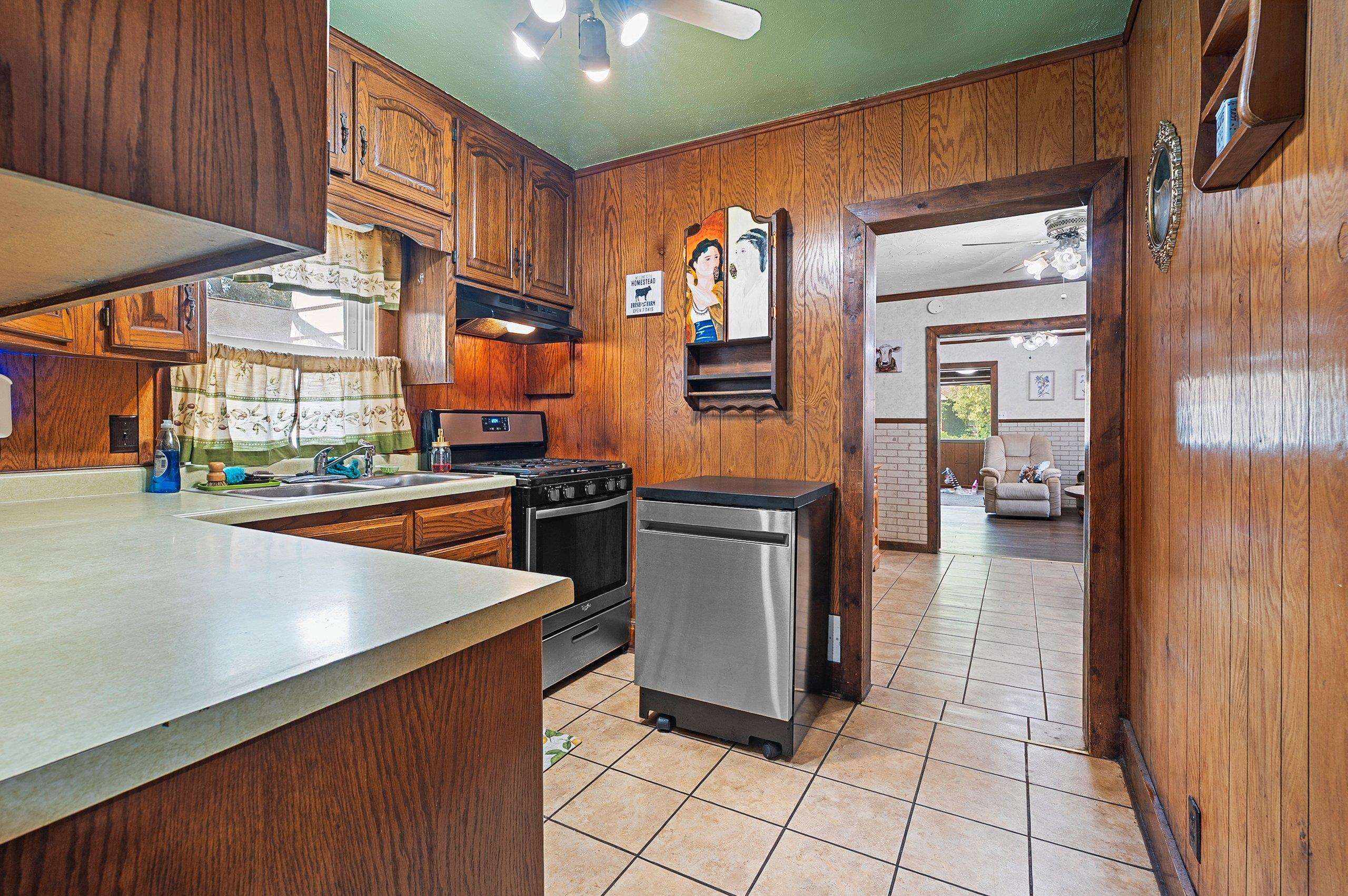 Property photo 12