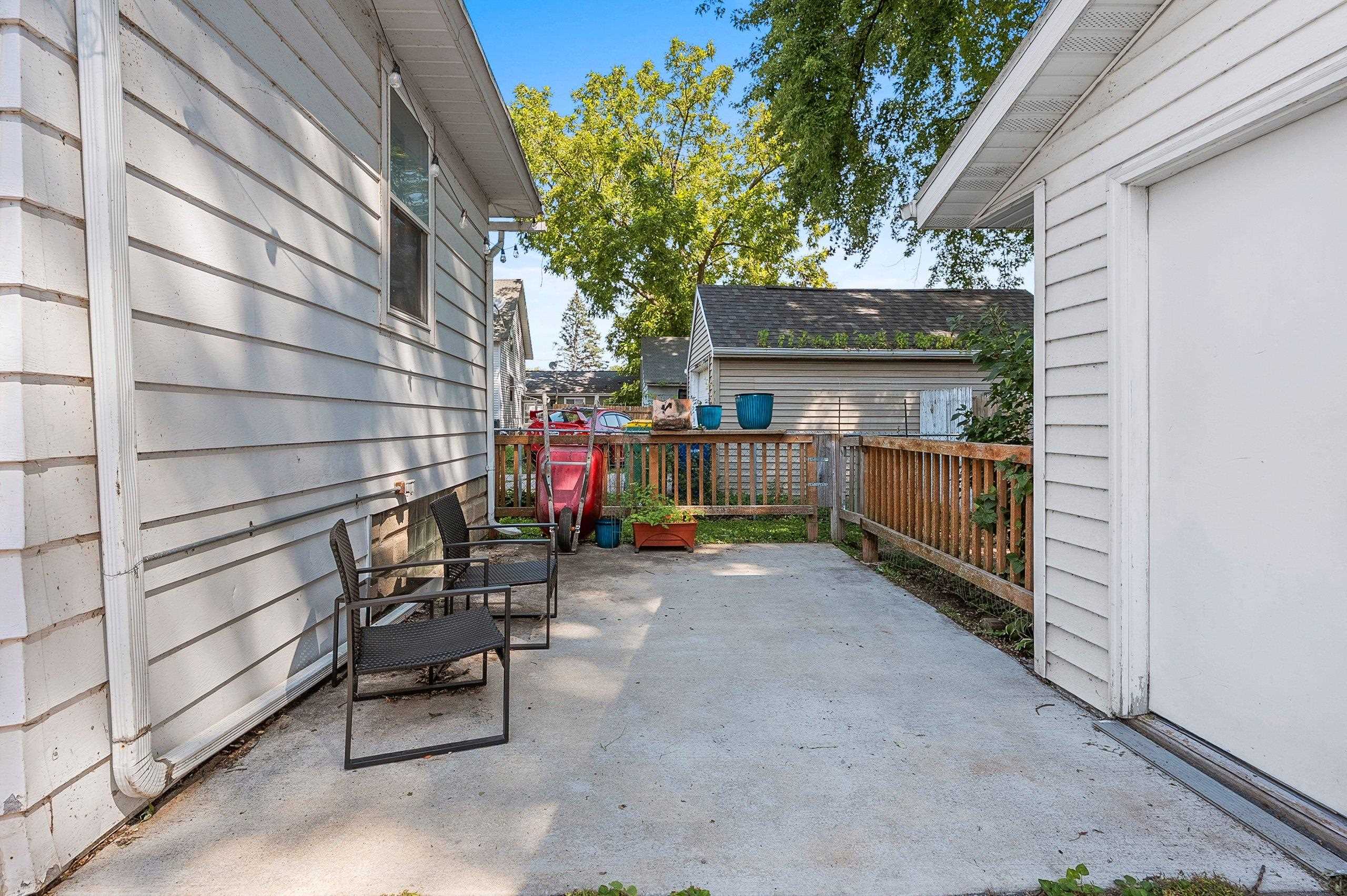 Property photo 25
