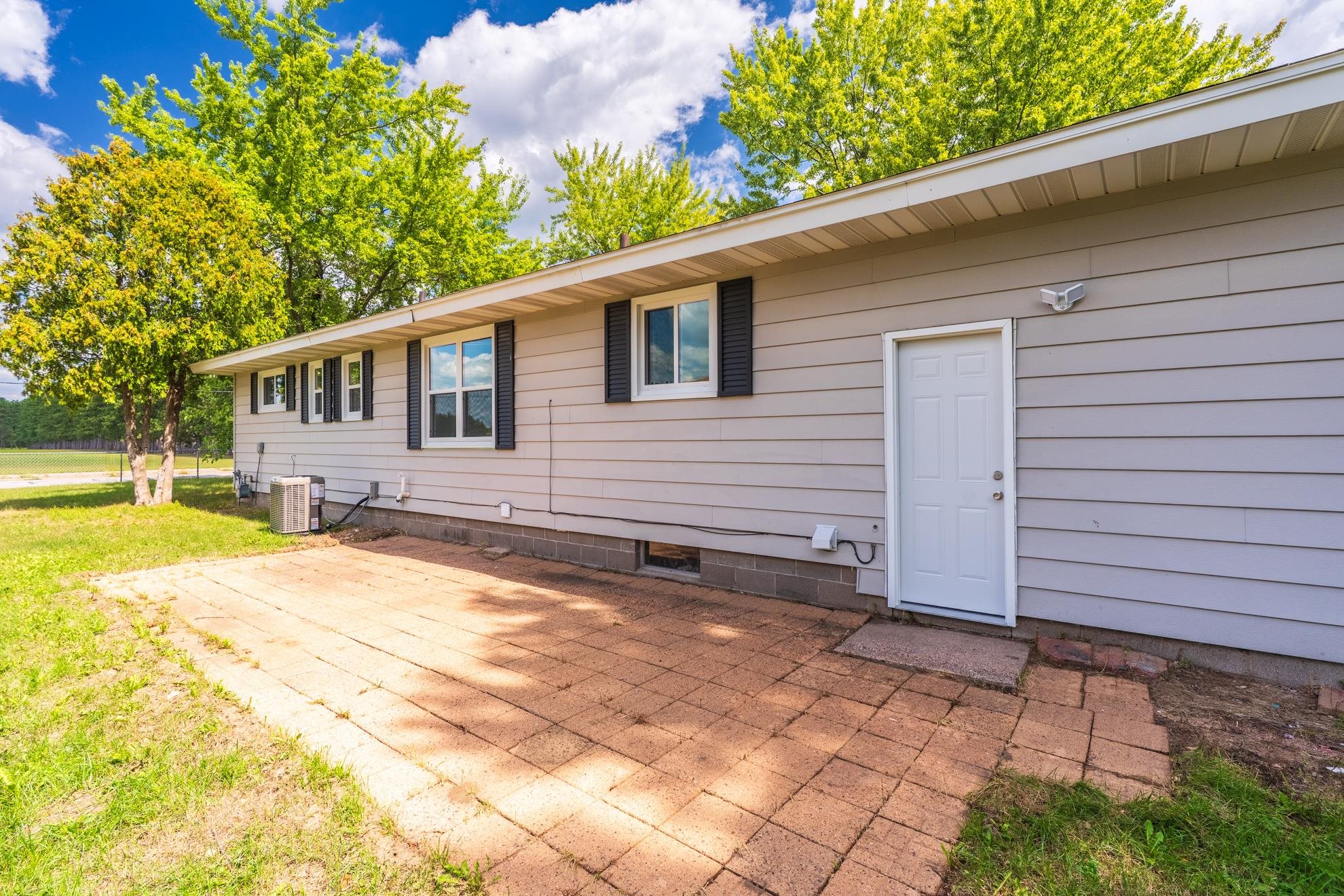 Property photo 50