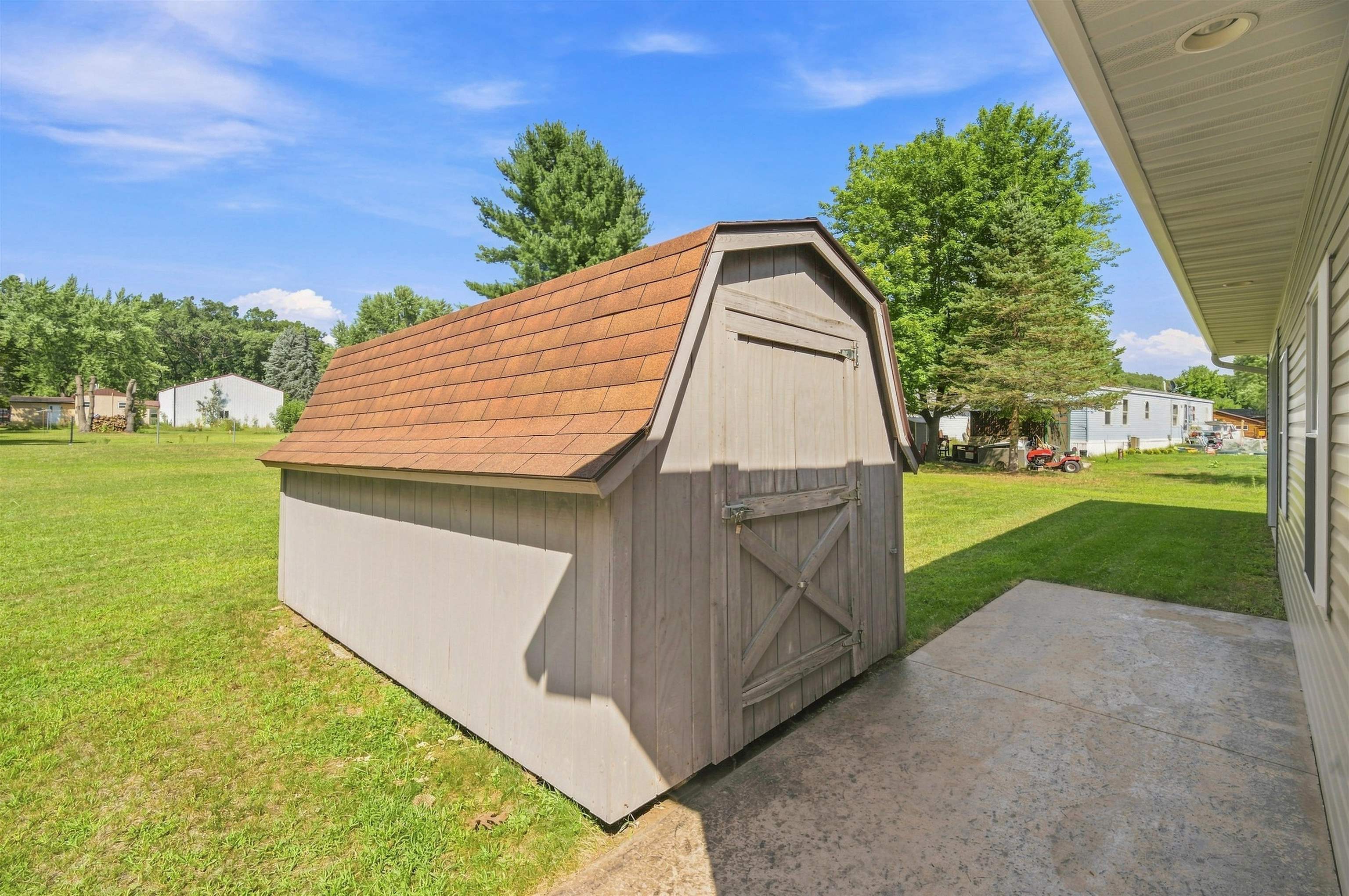 Property photo 31