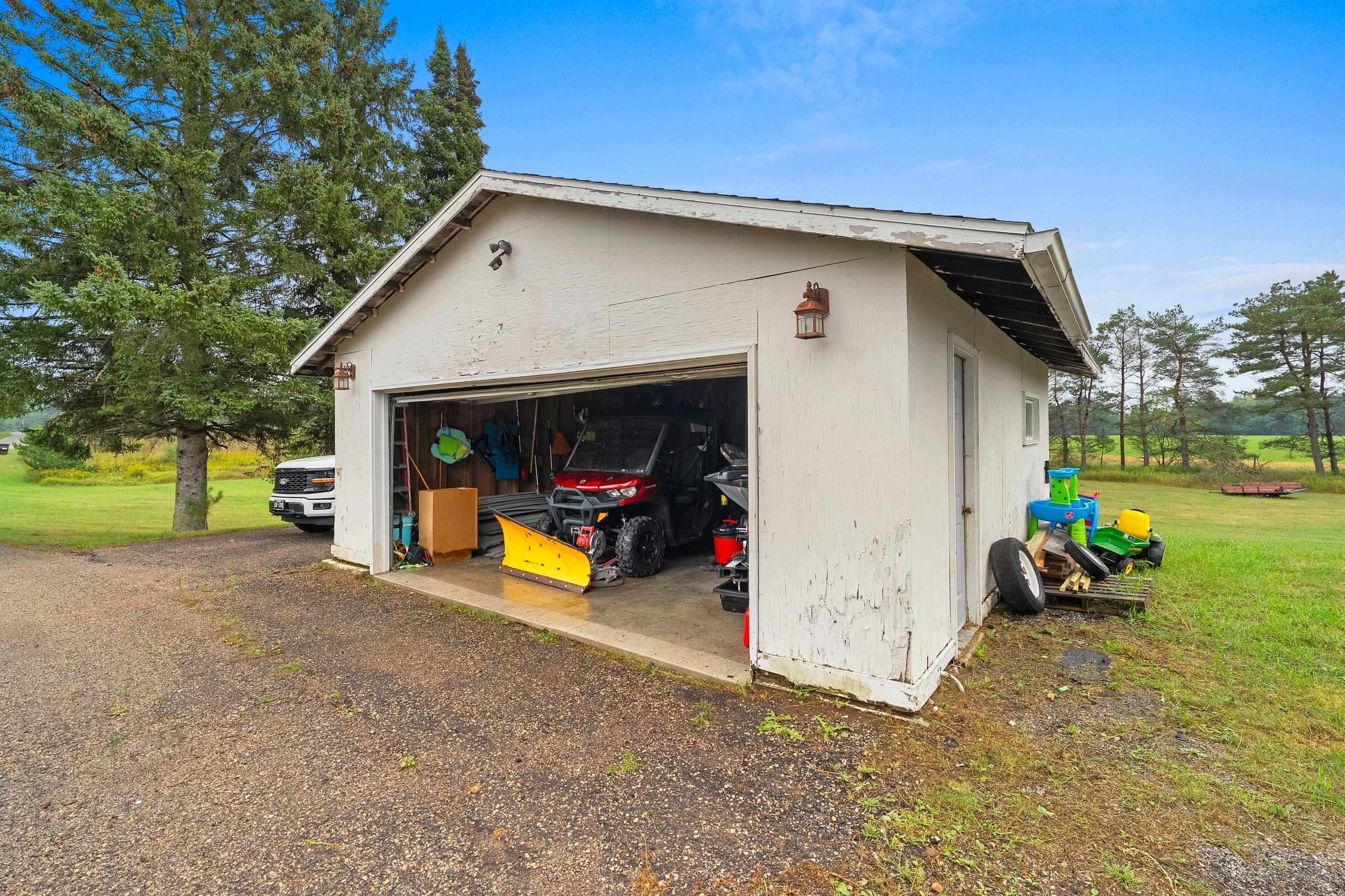Property photo 33