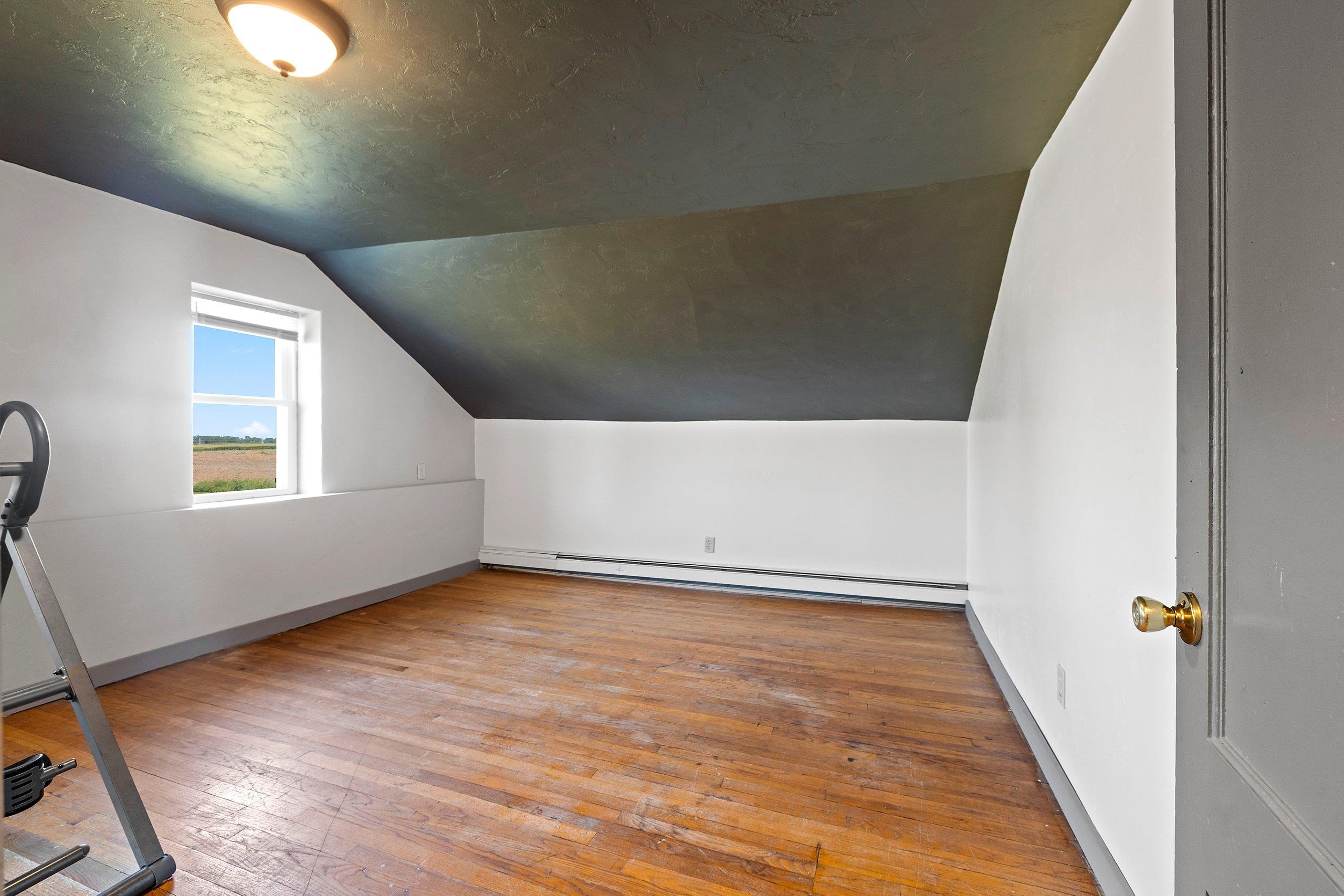 Property photo 36