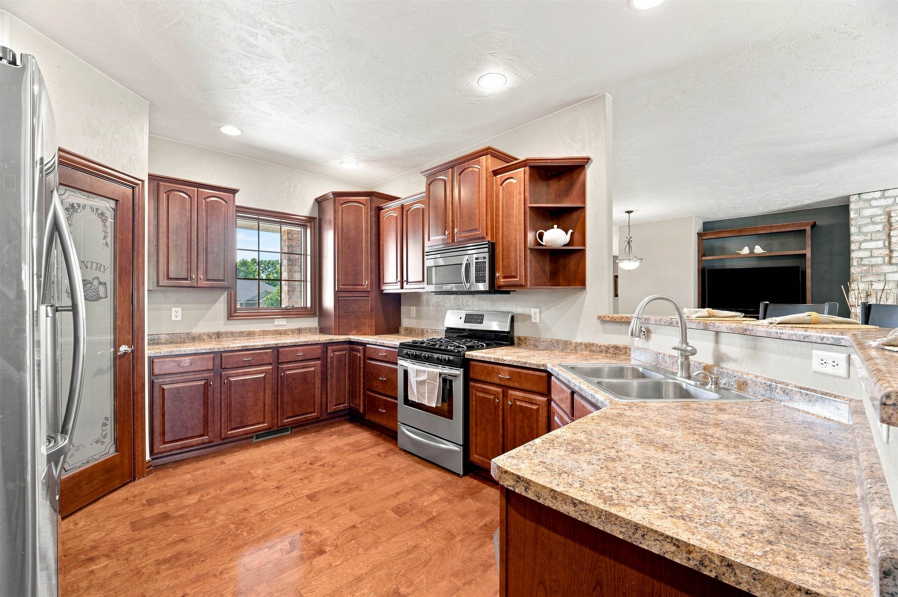 Property photo 12