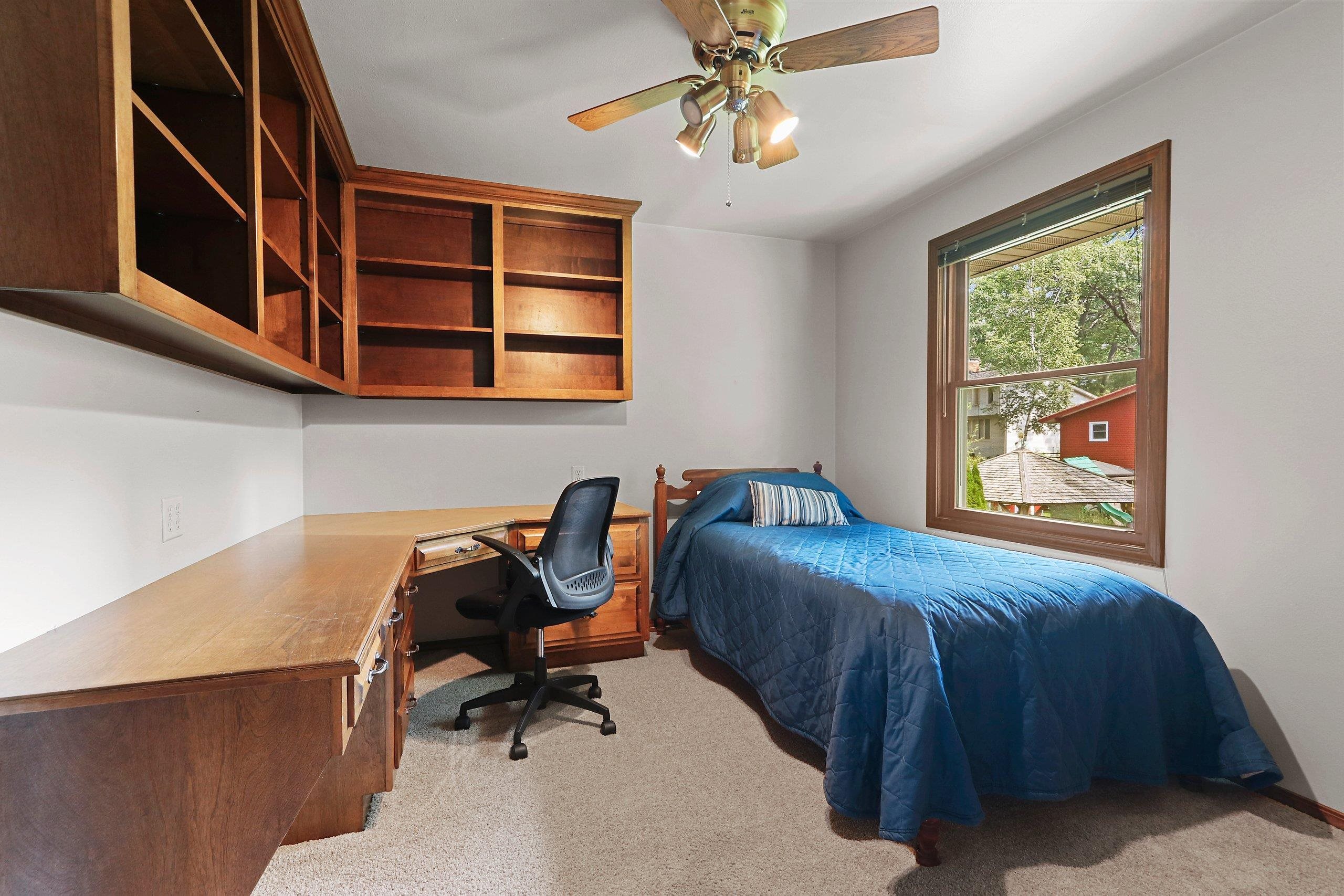 Property photo 31