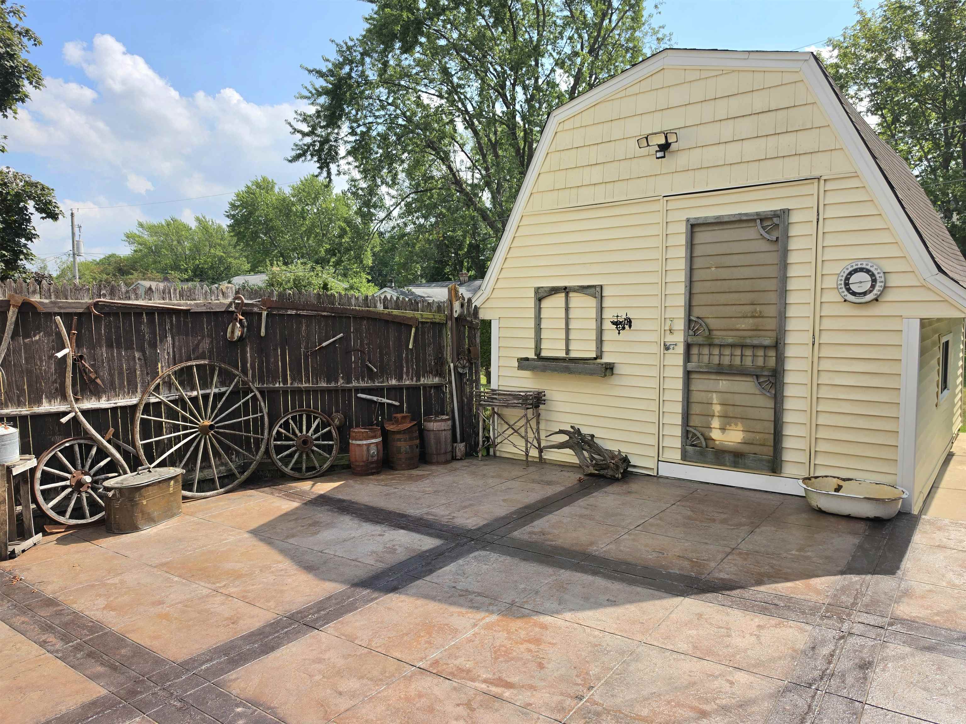 Property photo 38