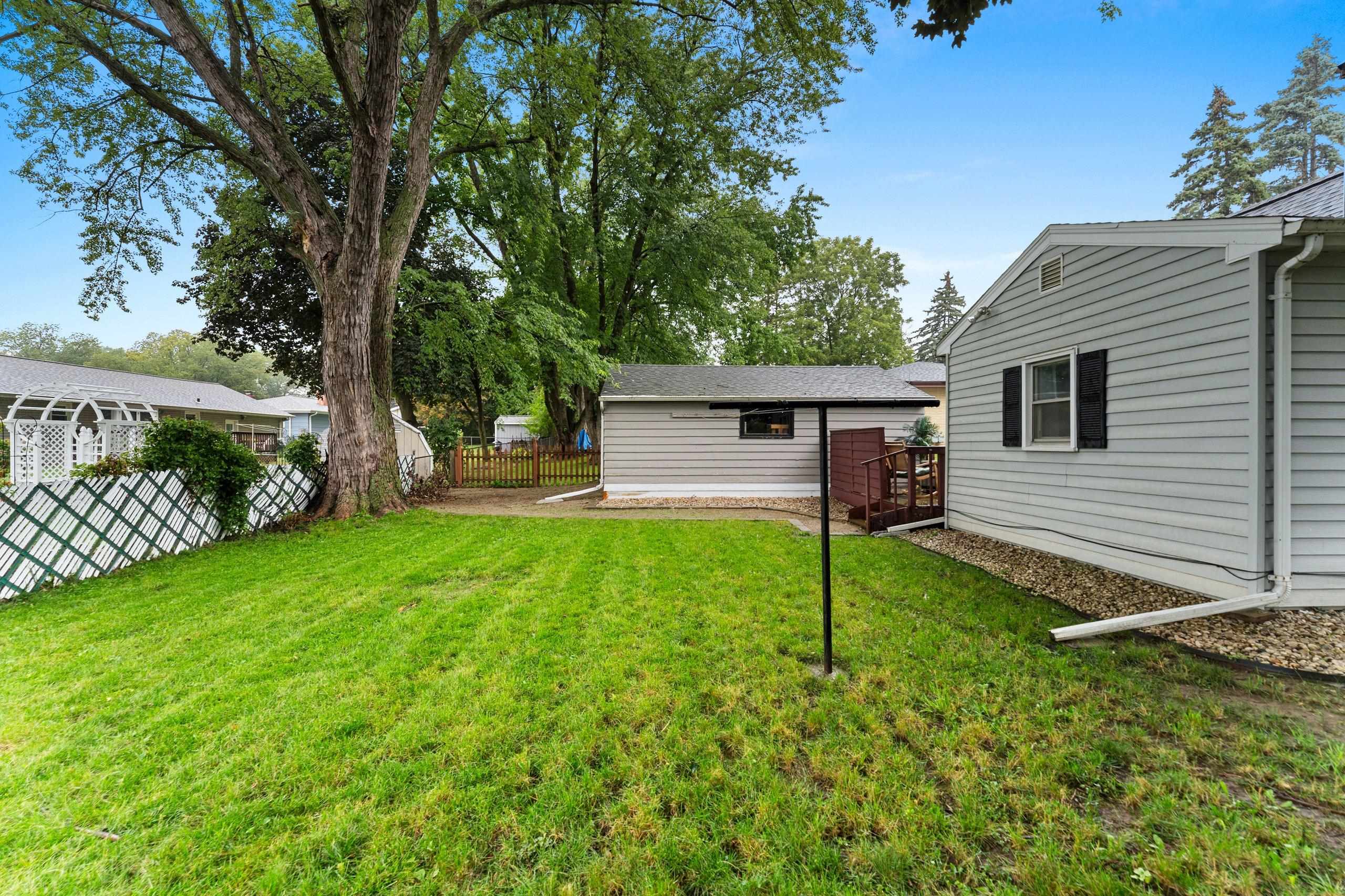 Property photo 44