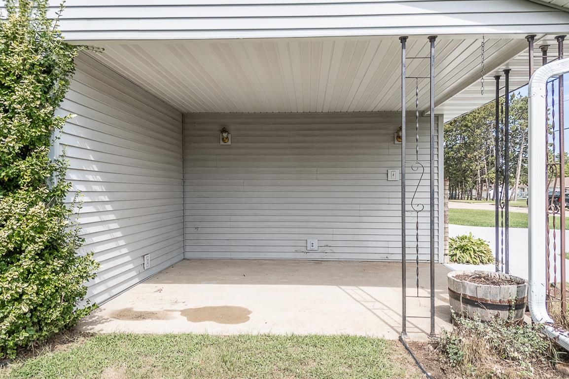 Property photo 38