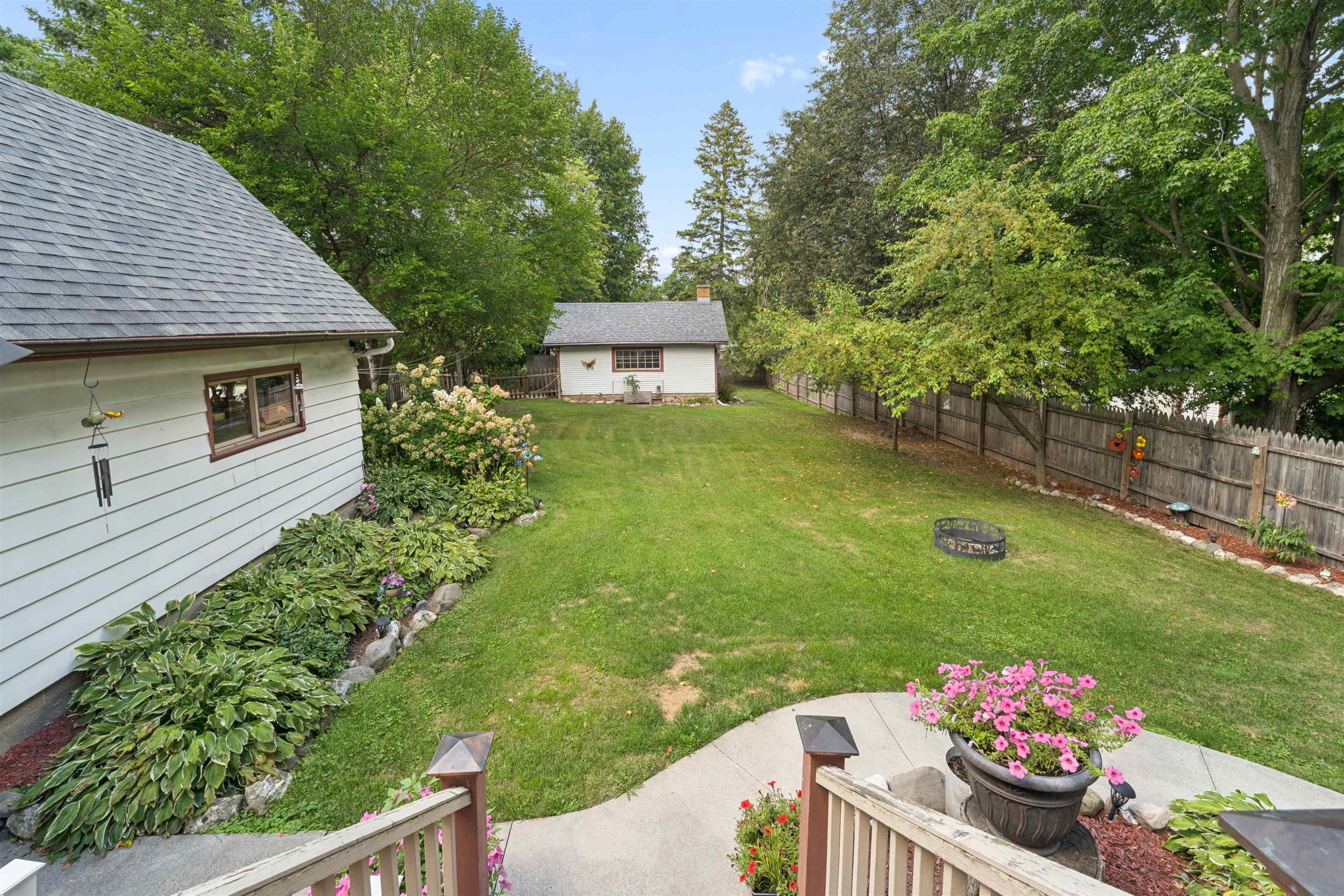 Property photo 35