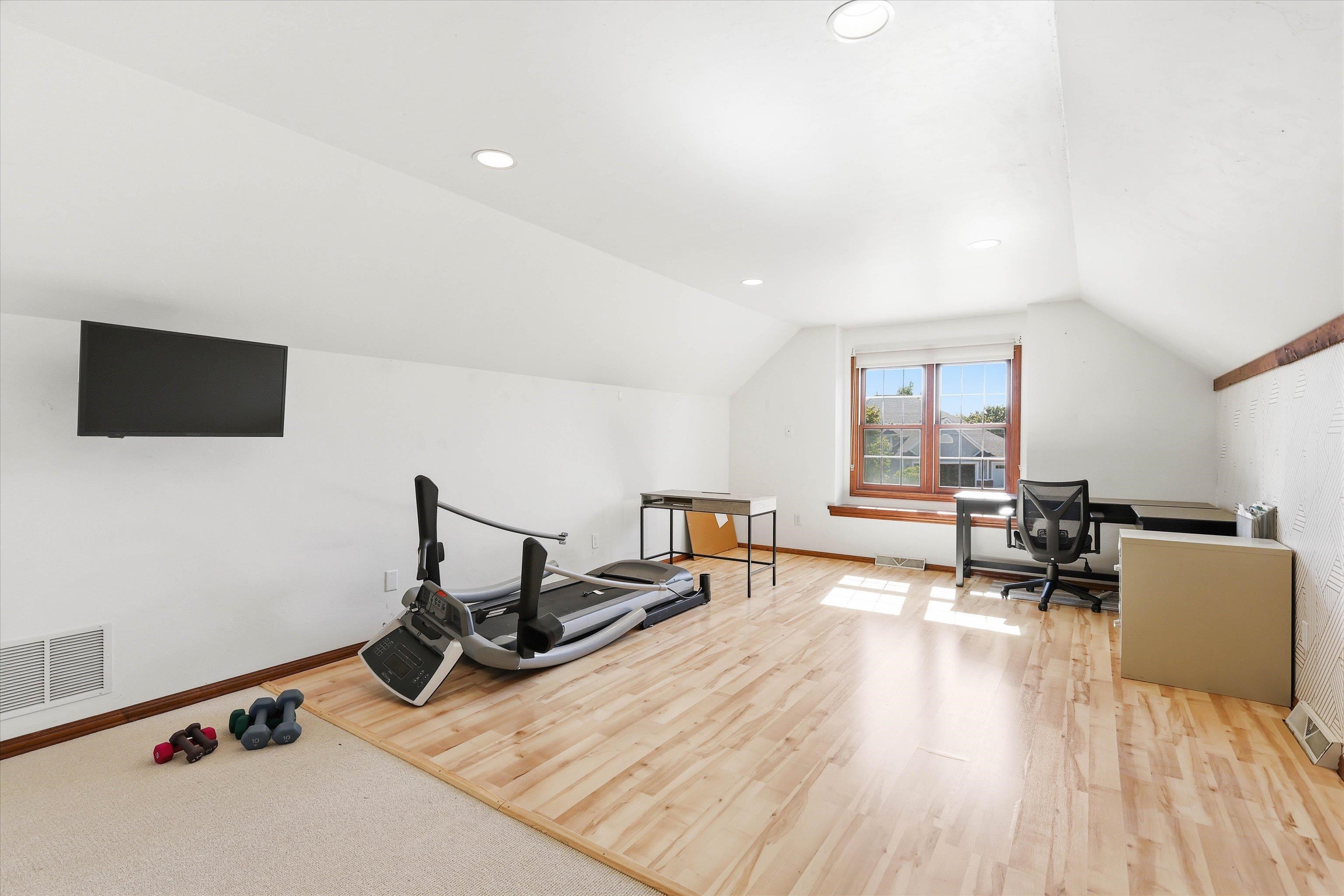 Property photo 37