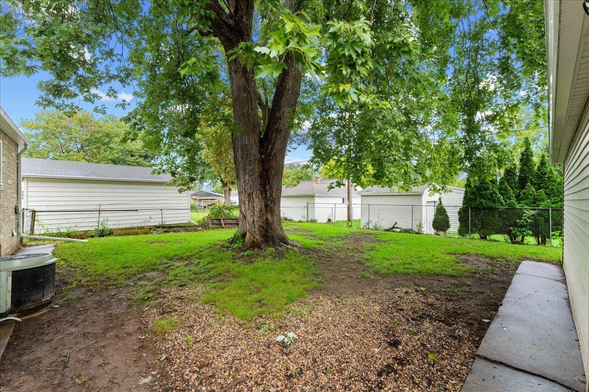 Property photo 42