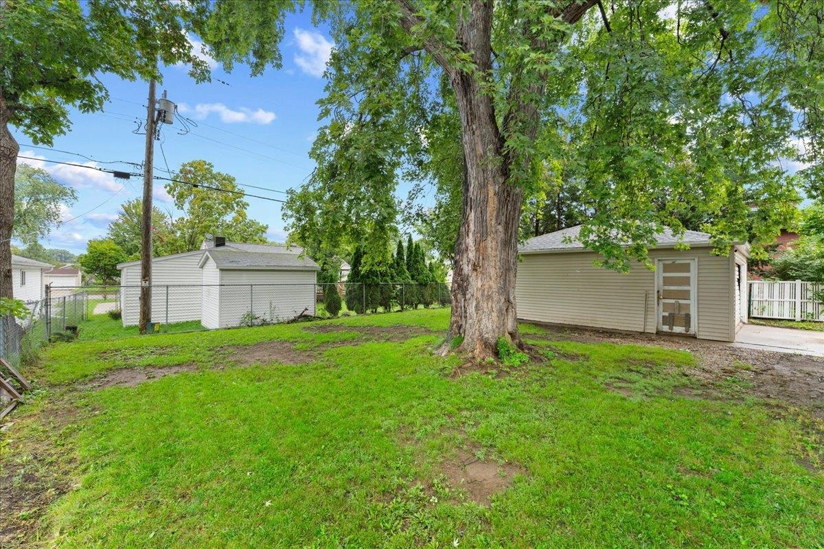 Property photo 43