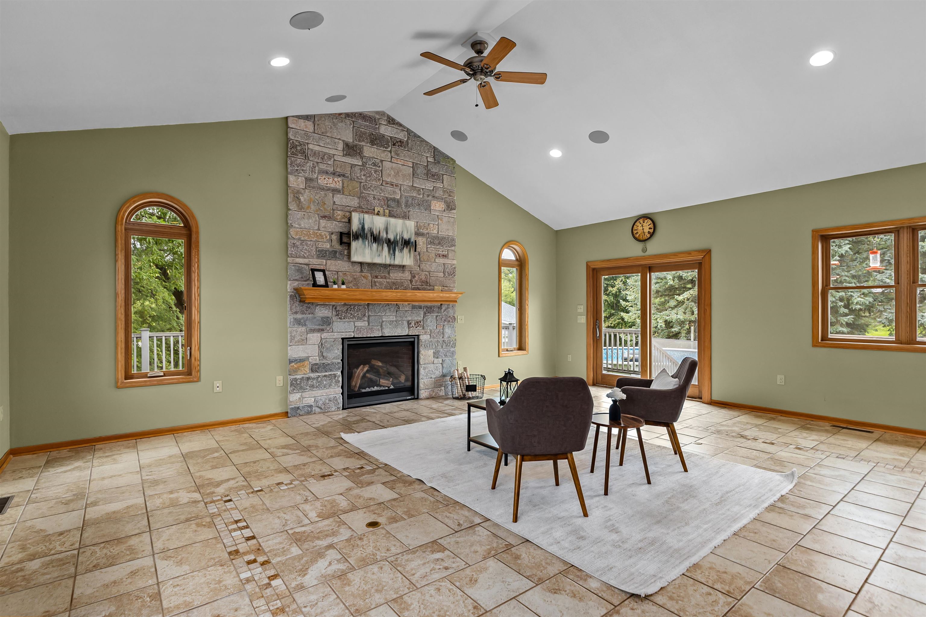 Property photo 32