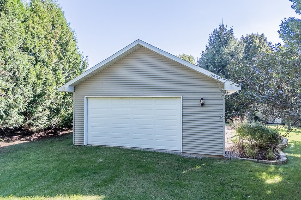 Property photo 77