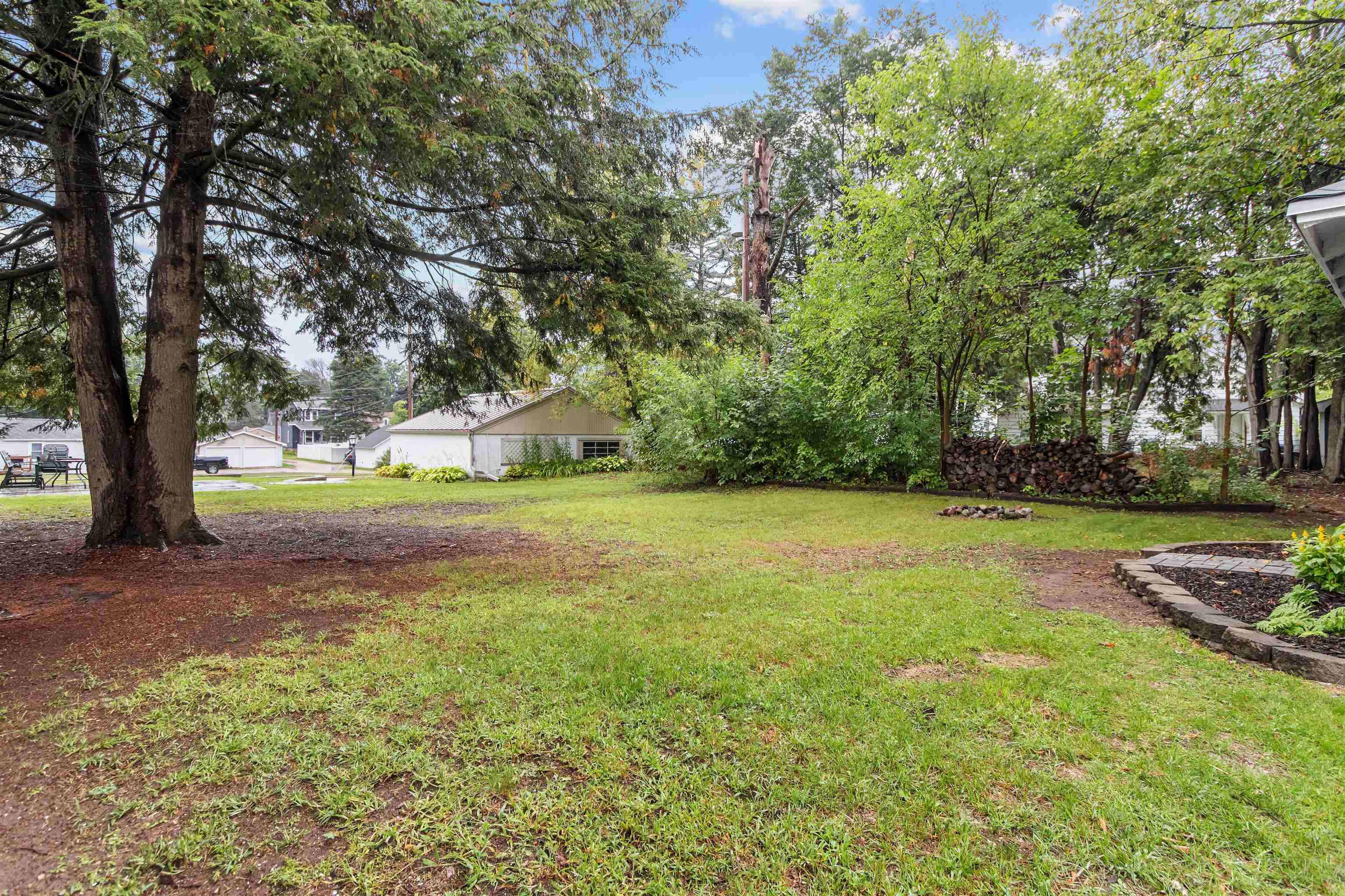 Property photo 38