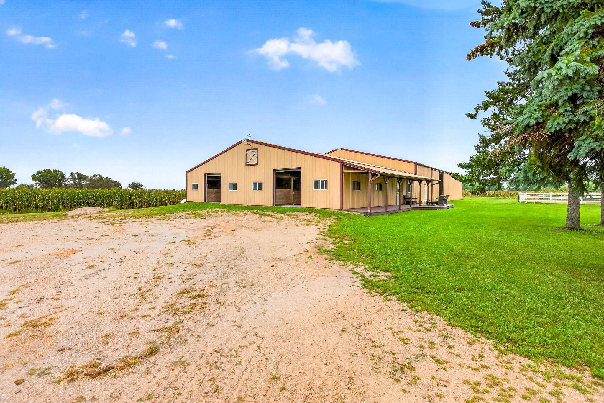 Property photo 32