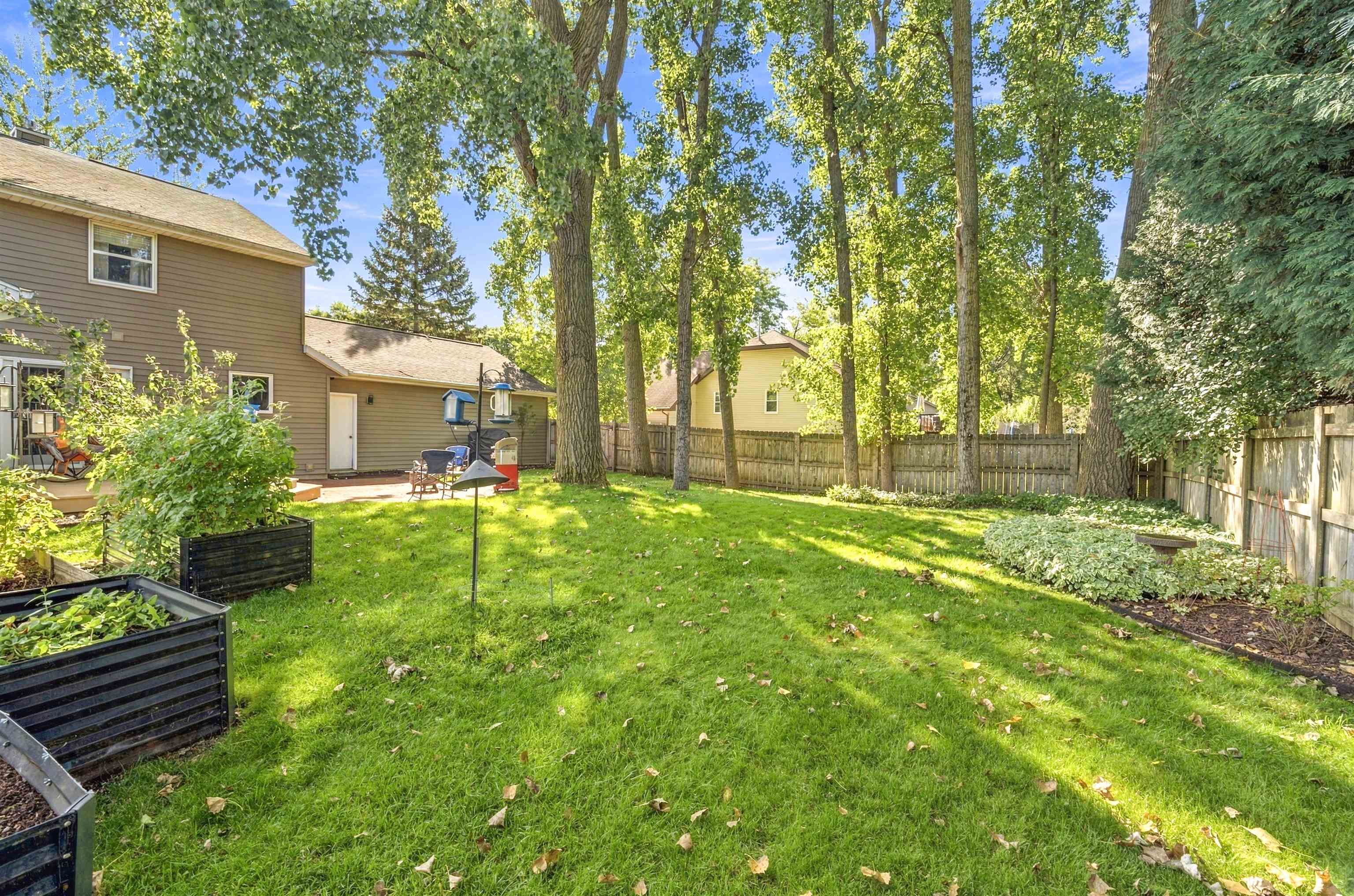 Property photo 35
