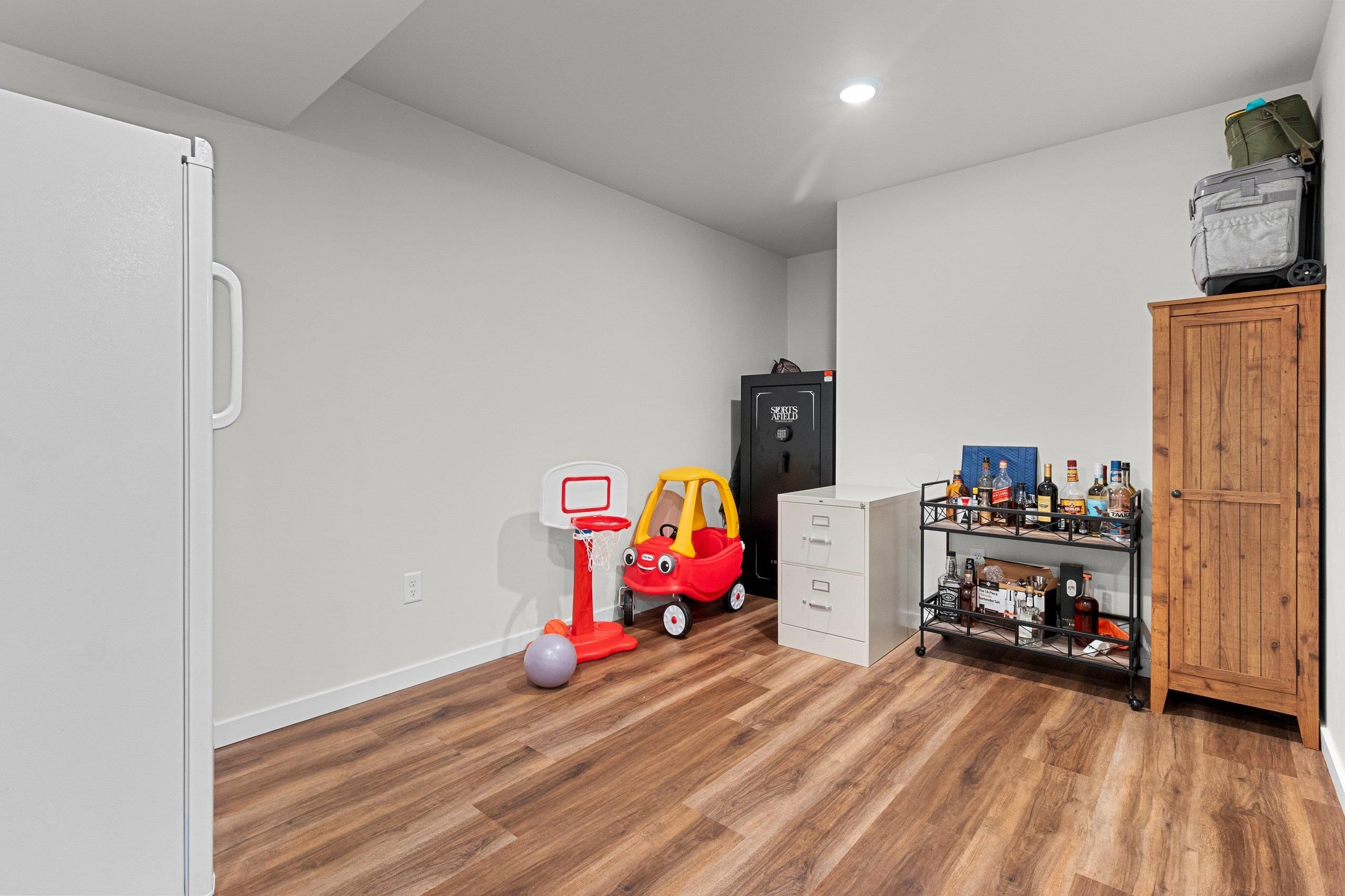 Property photo 35