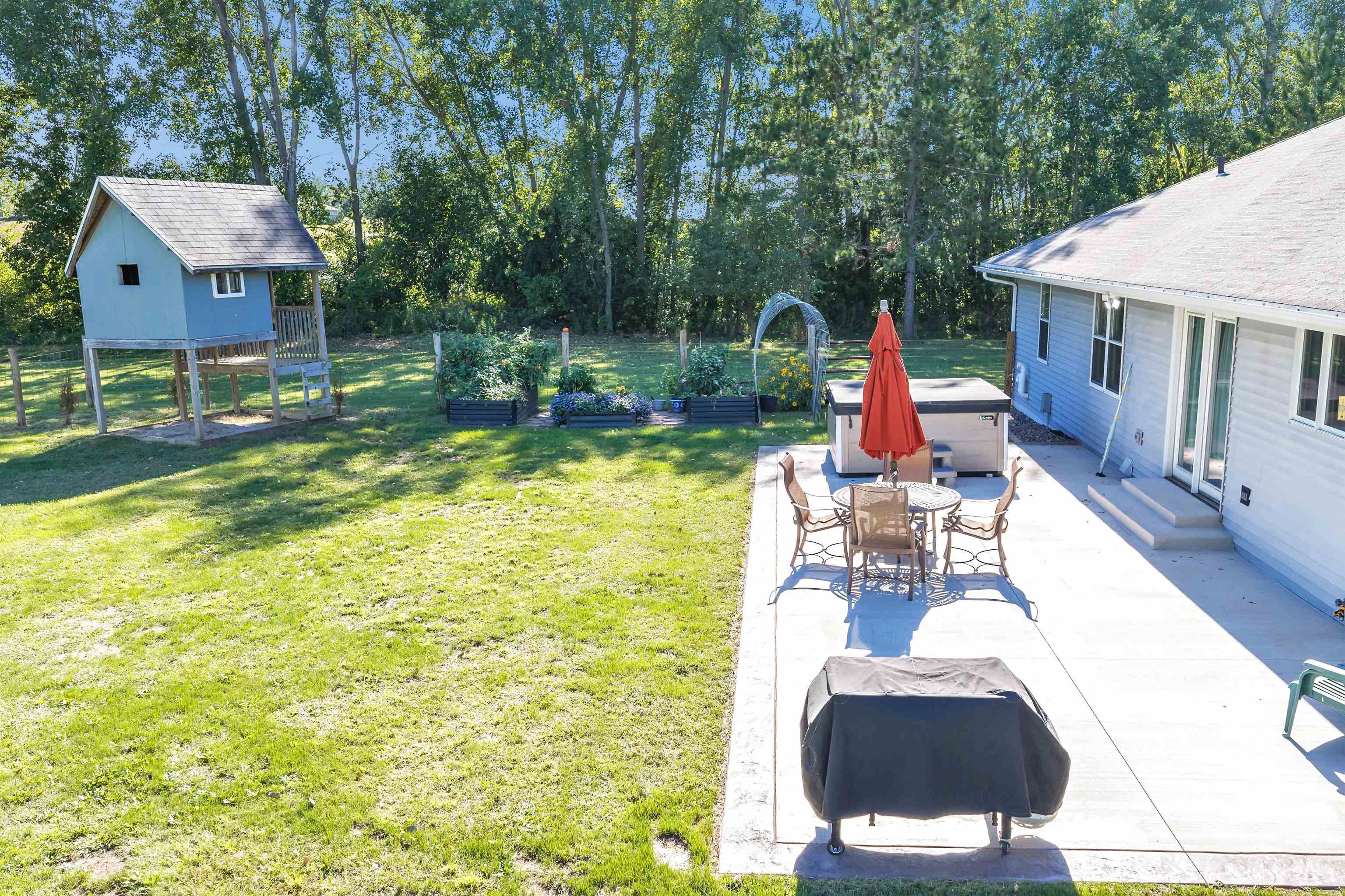 Property photo 42