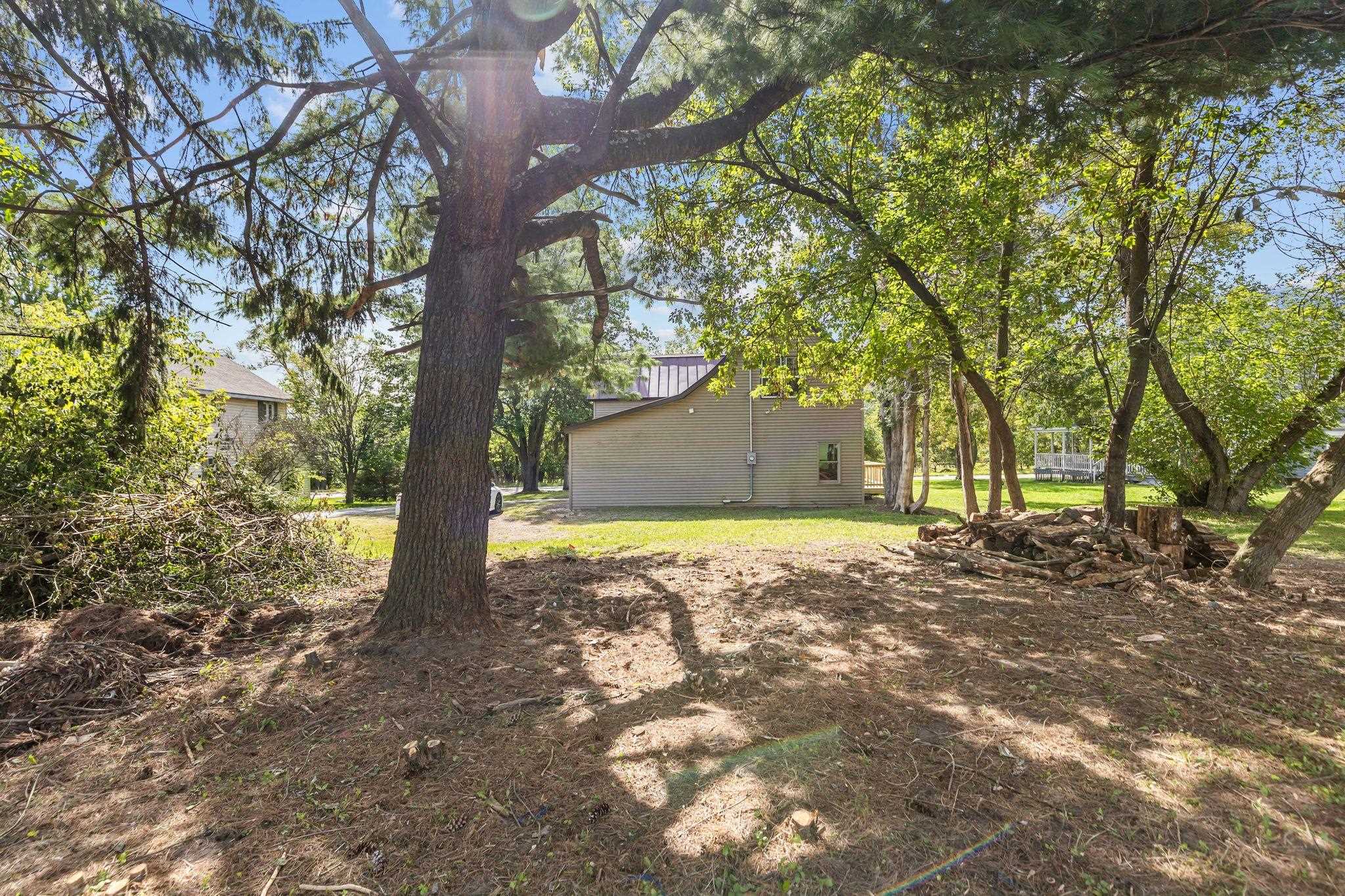 Property photo 38