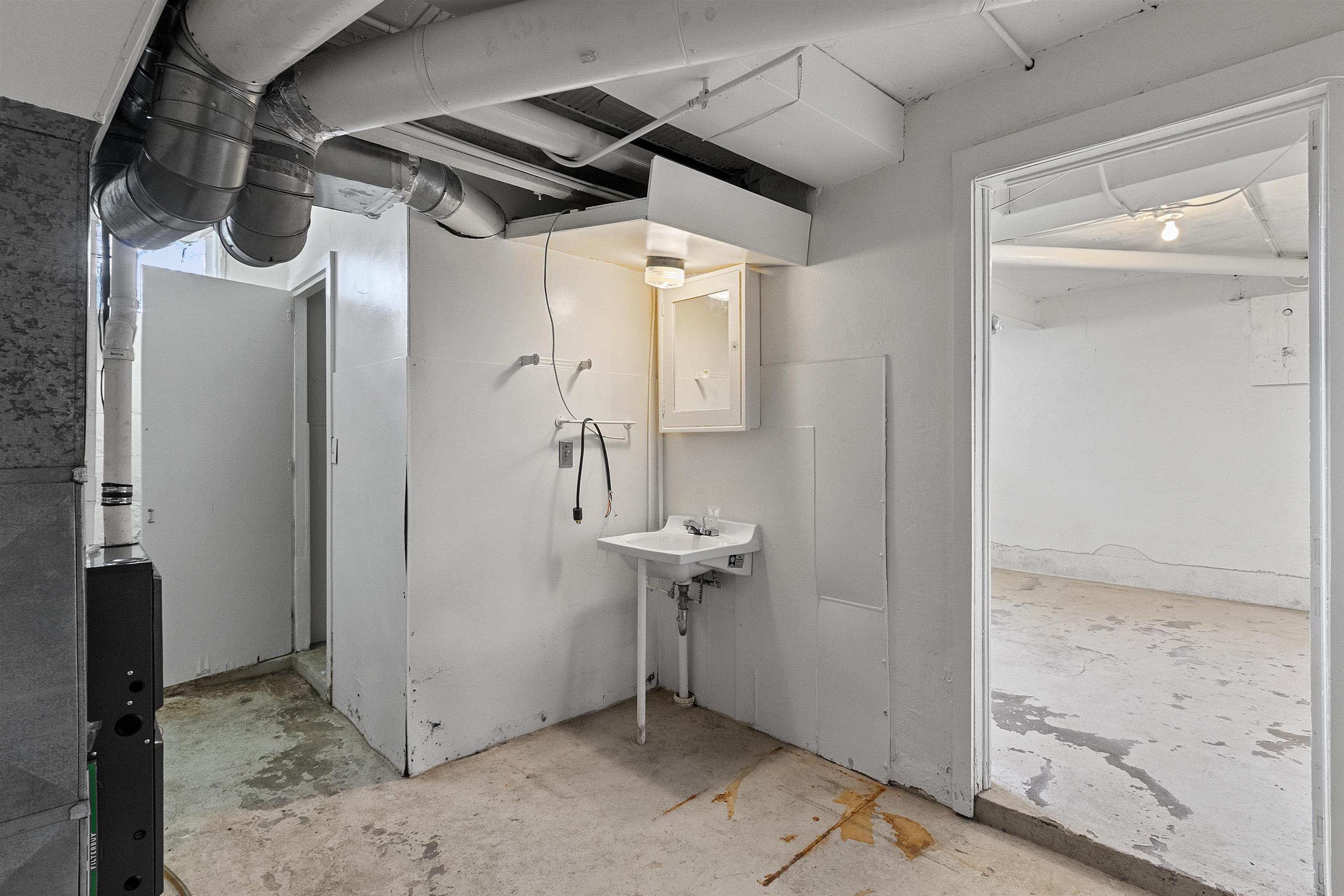 Property photo 33