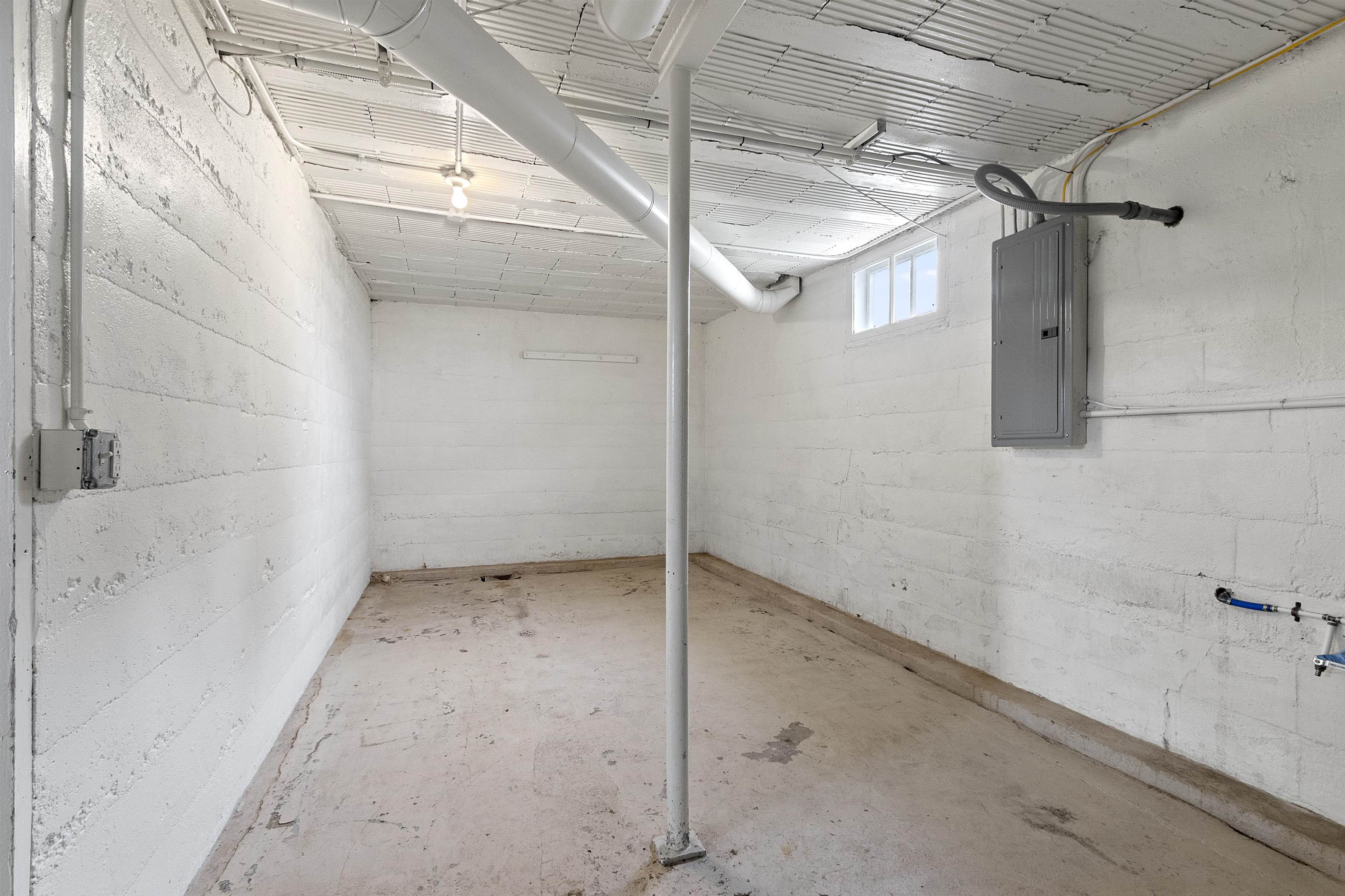 Property photo 36