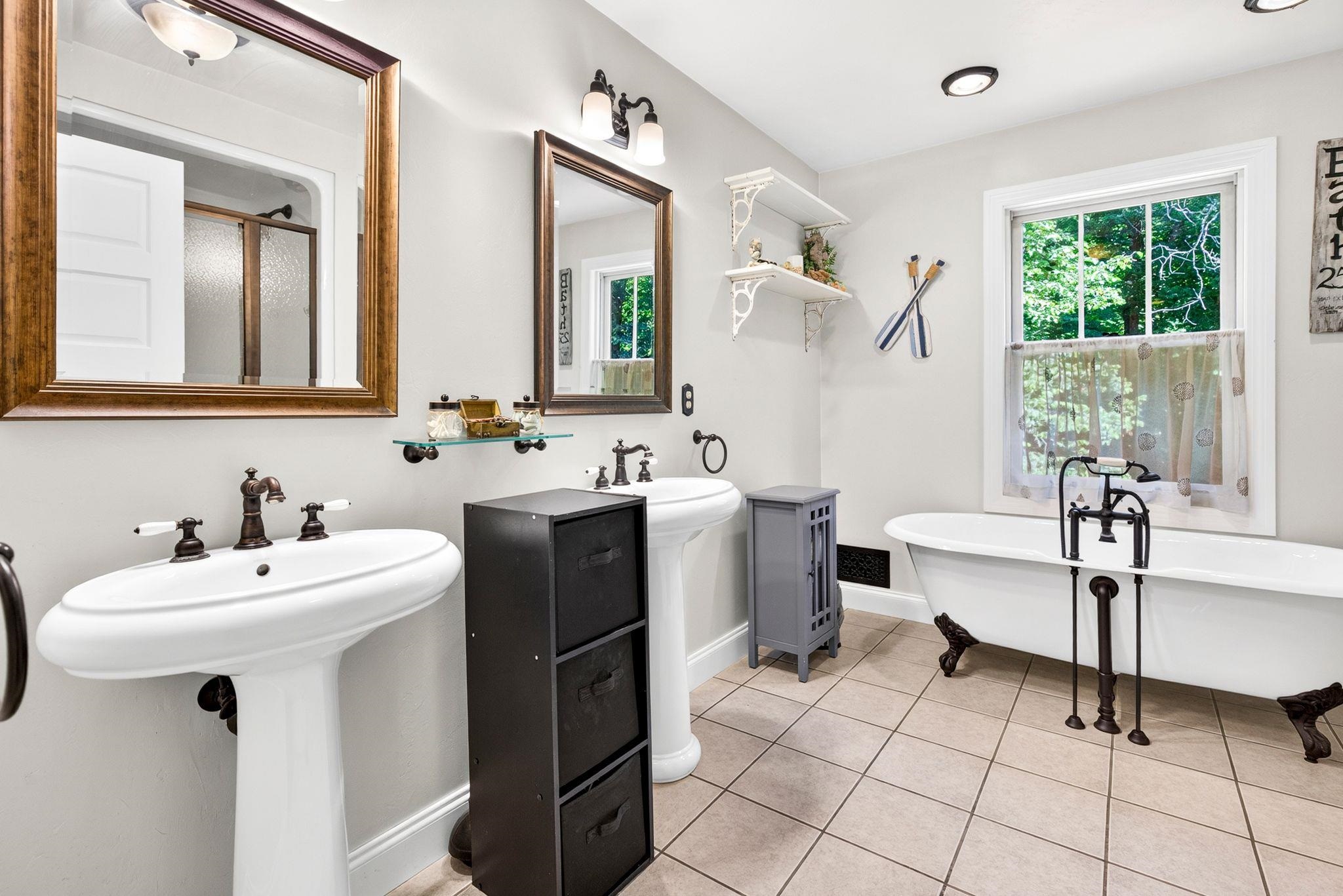 Property photo 28
