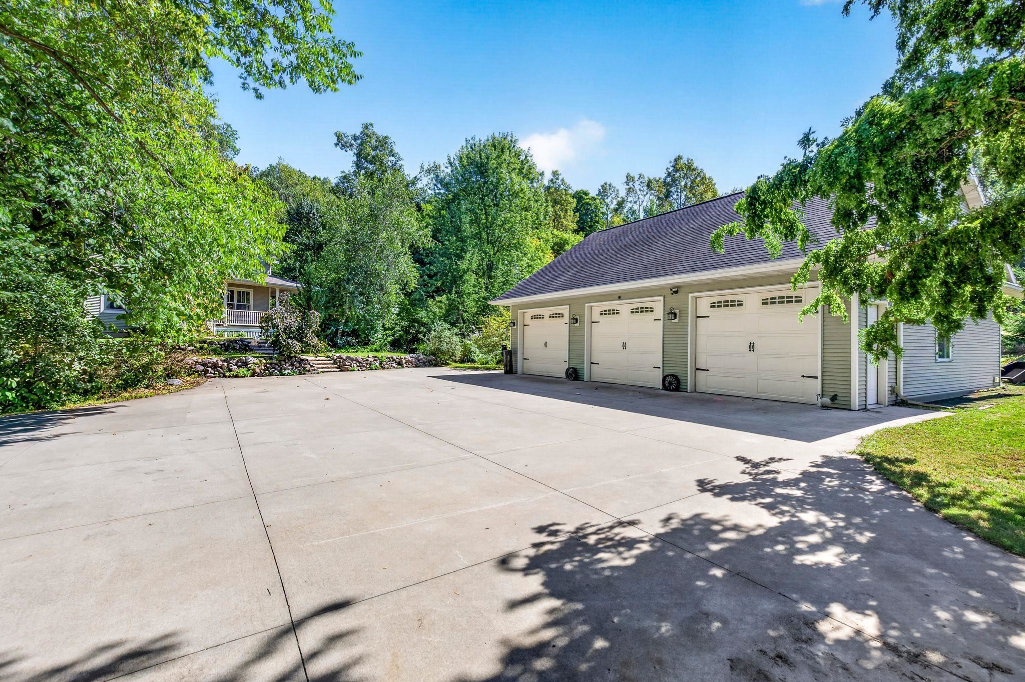 Property photo 47
