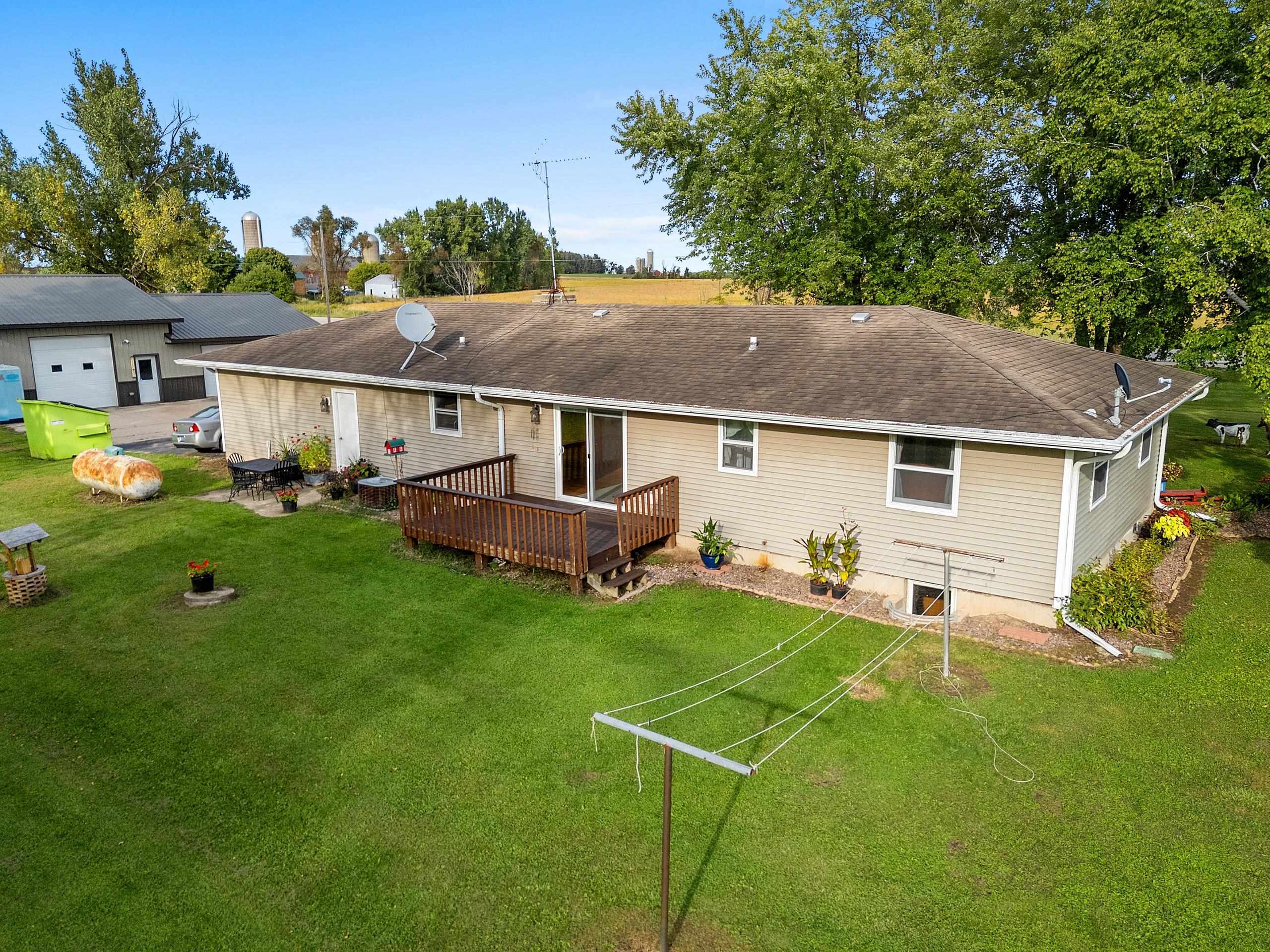 Property photo 32