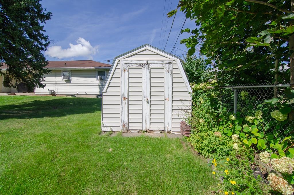 Property photo 38