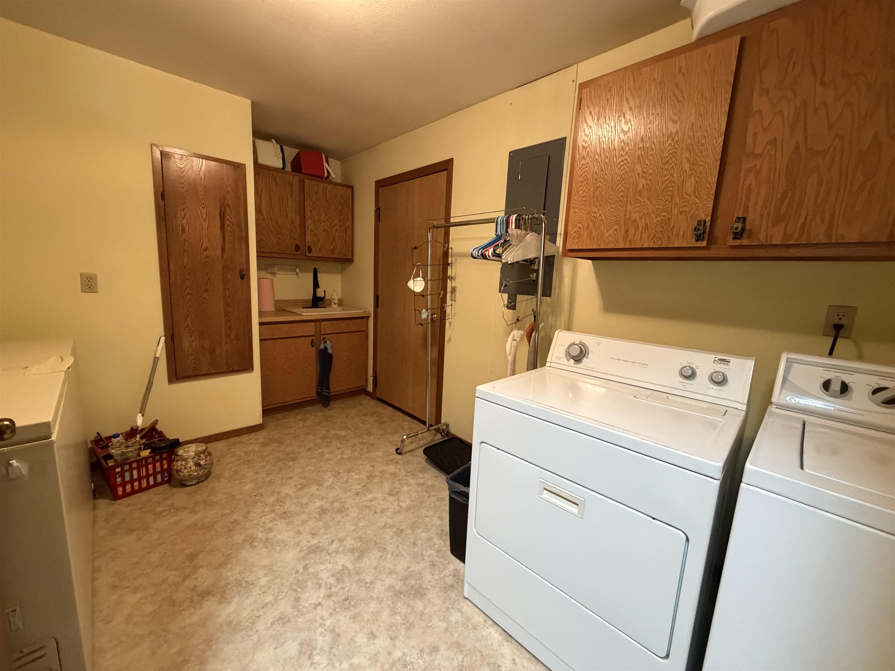 Property photo 37