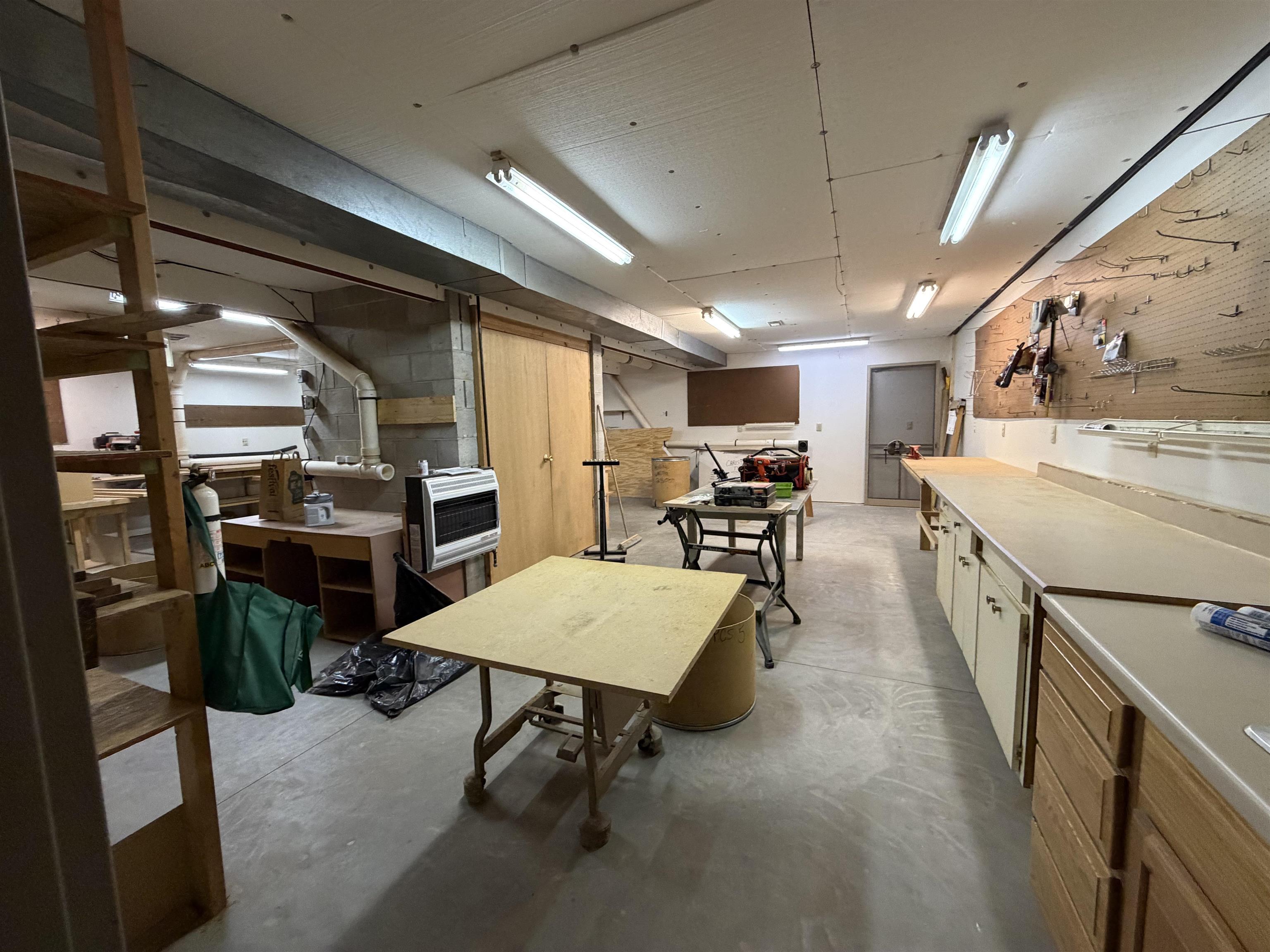 Property photo 44