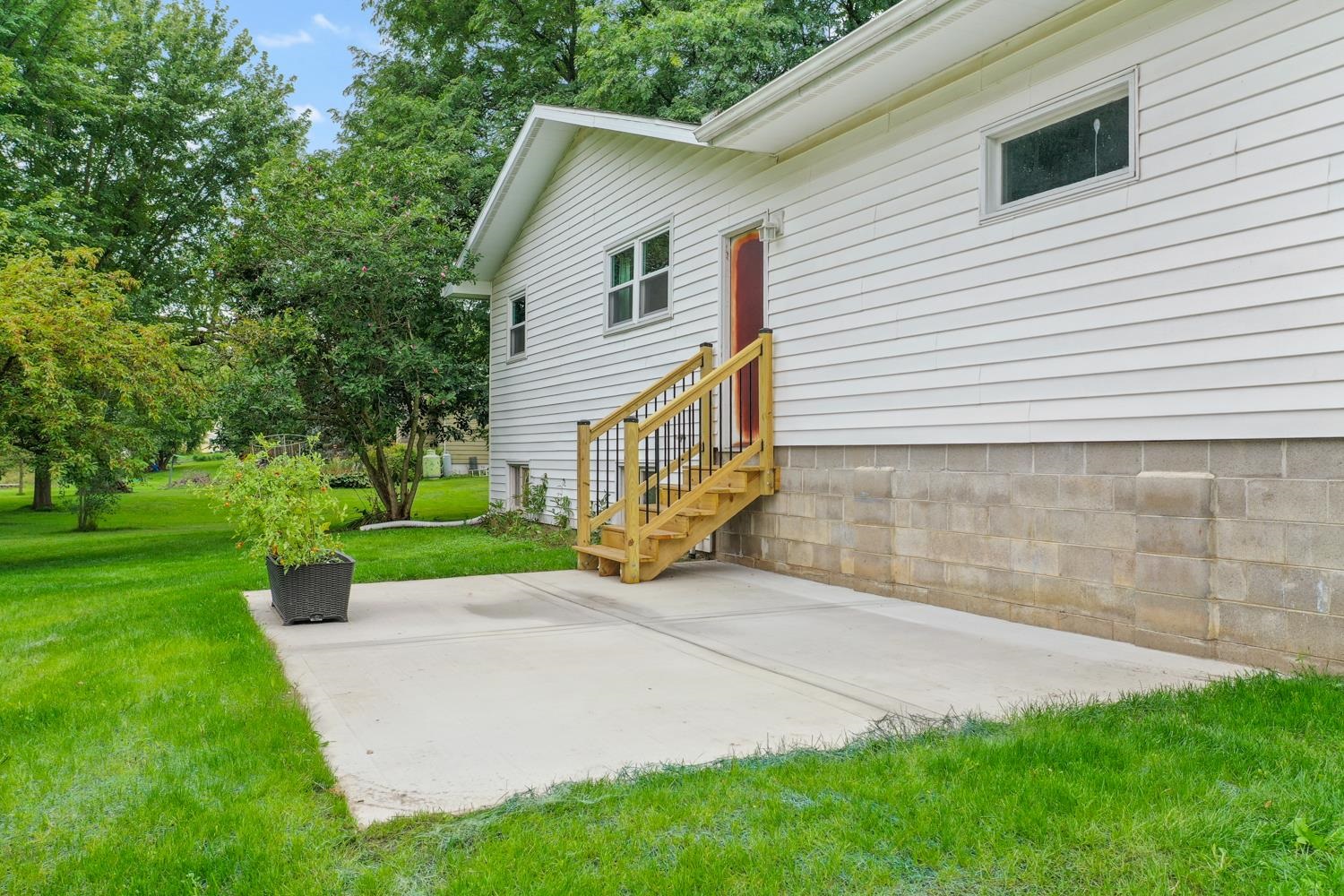 Property photo 32