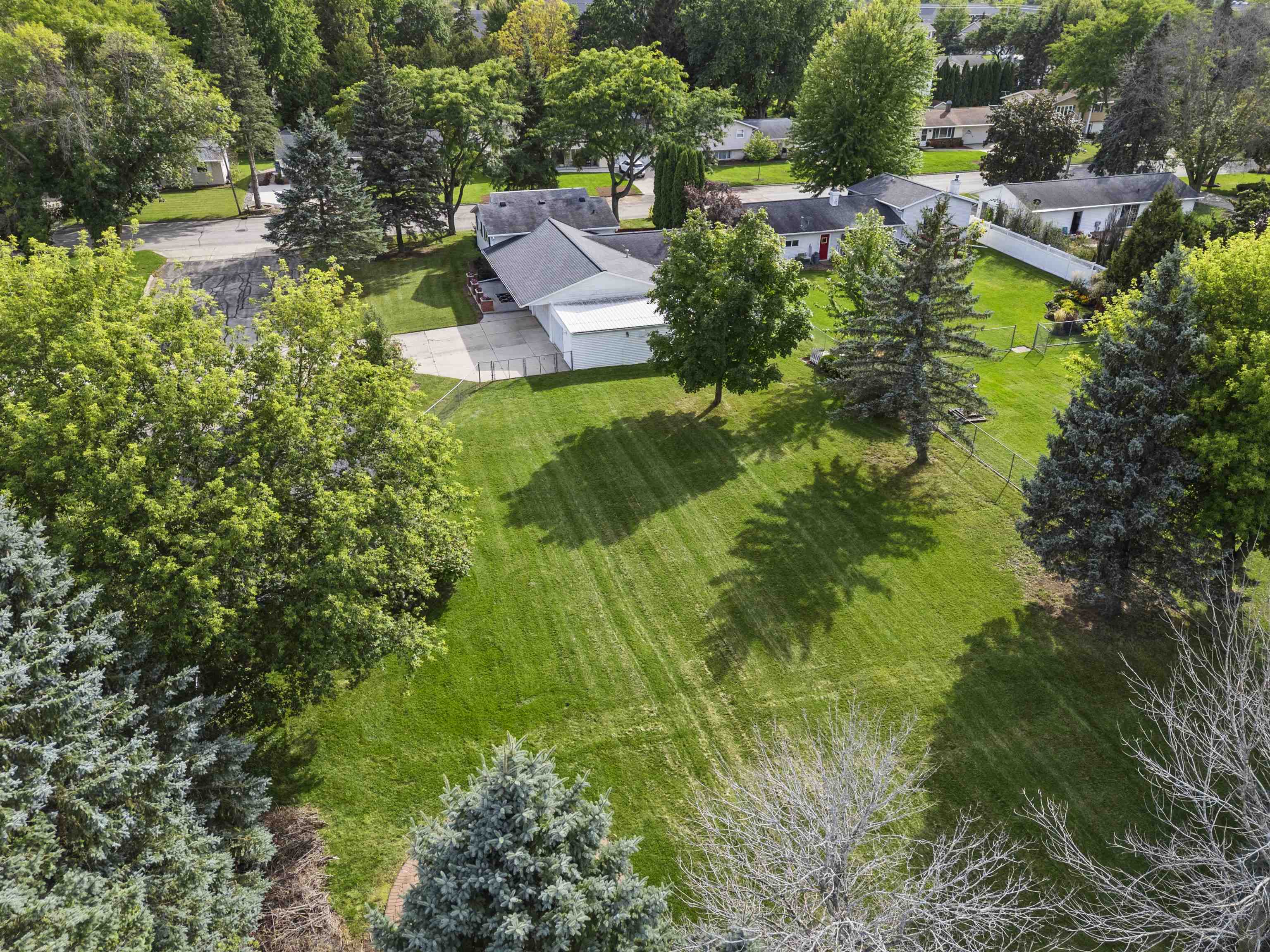Property photo 43