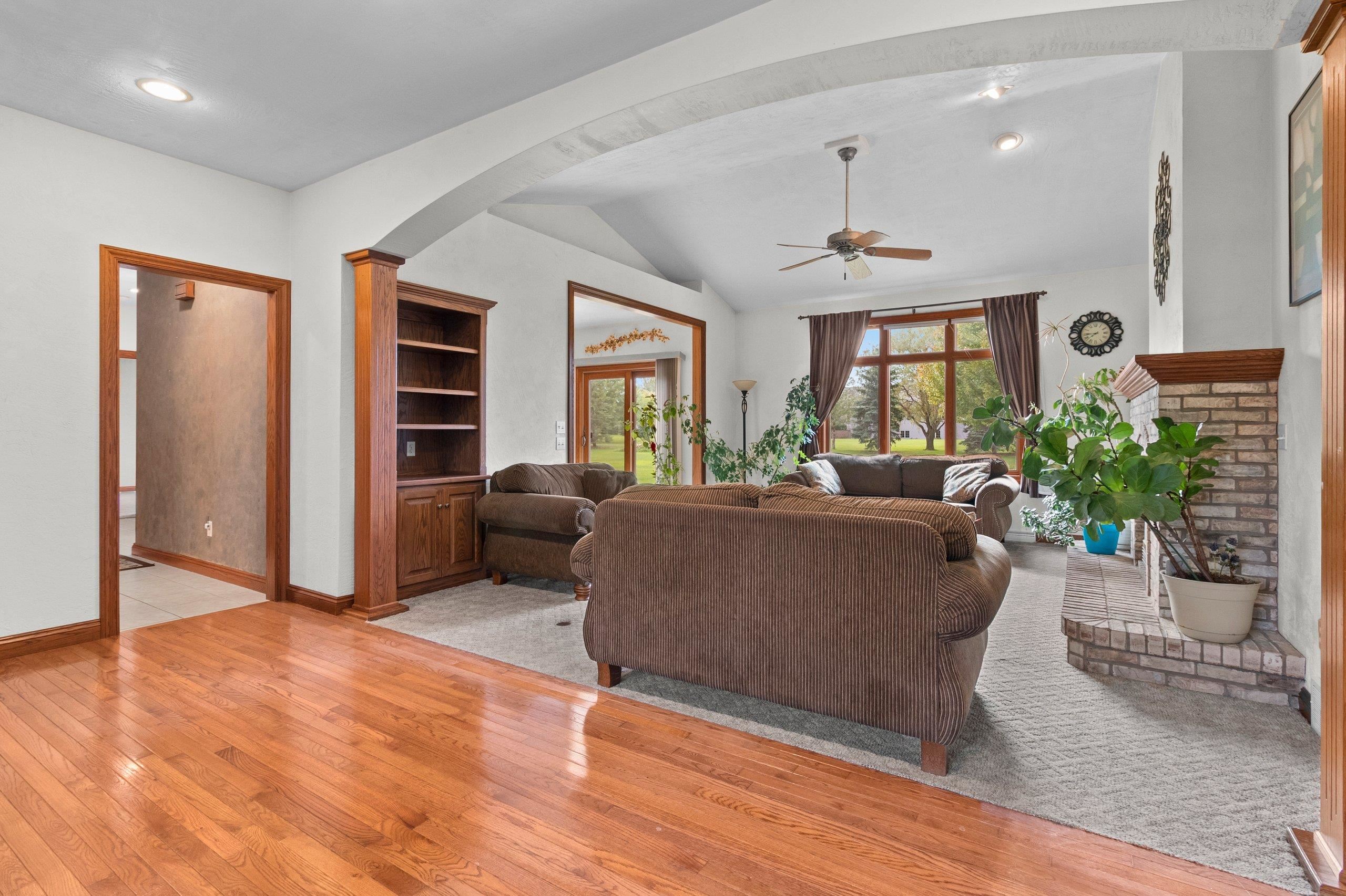Property photo 36