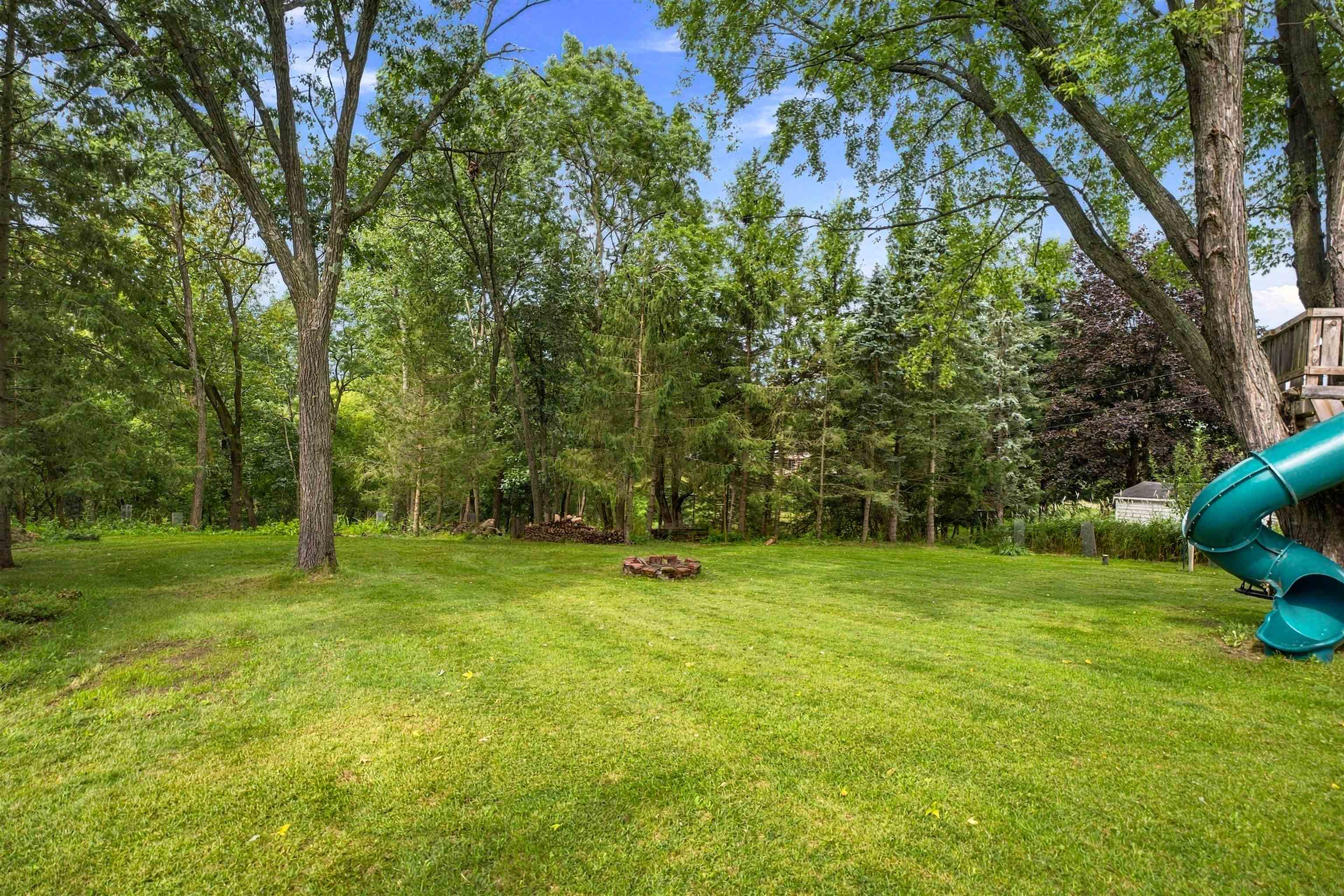 Property photo 32