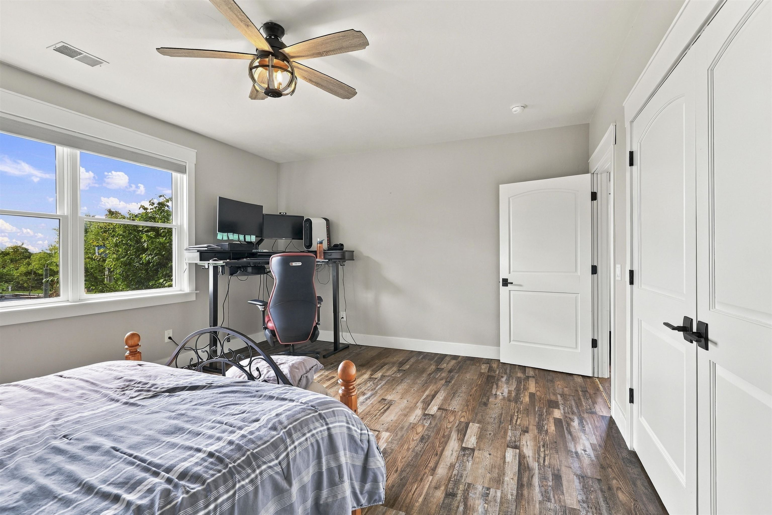 Property photo 37