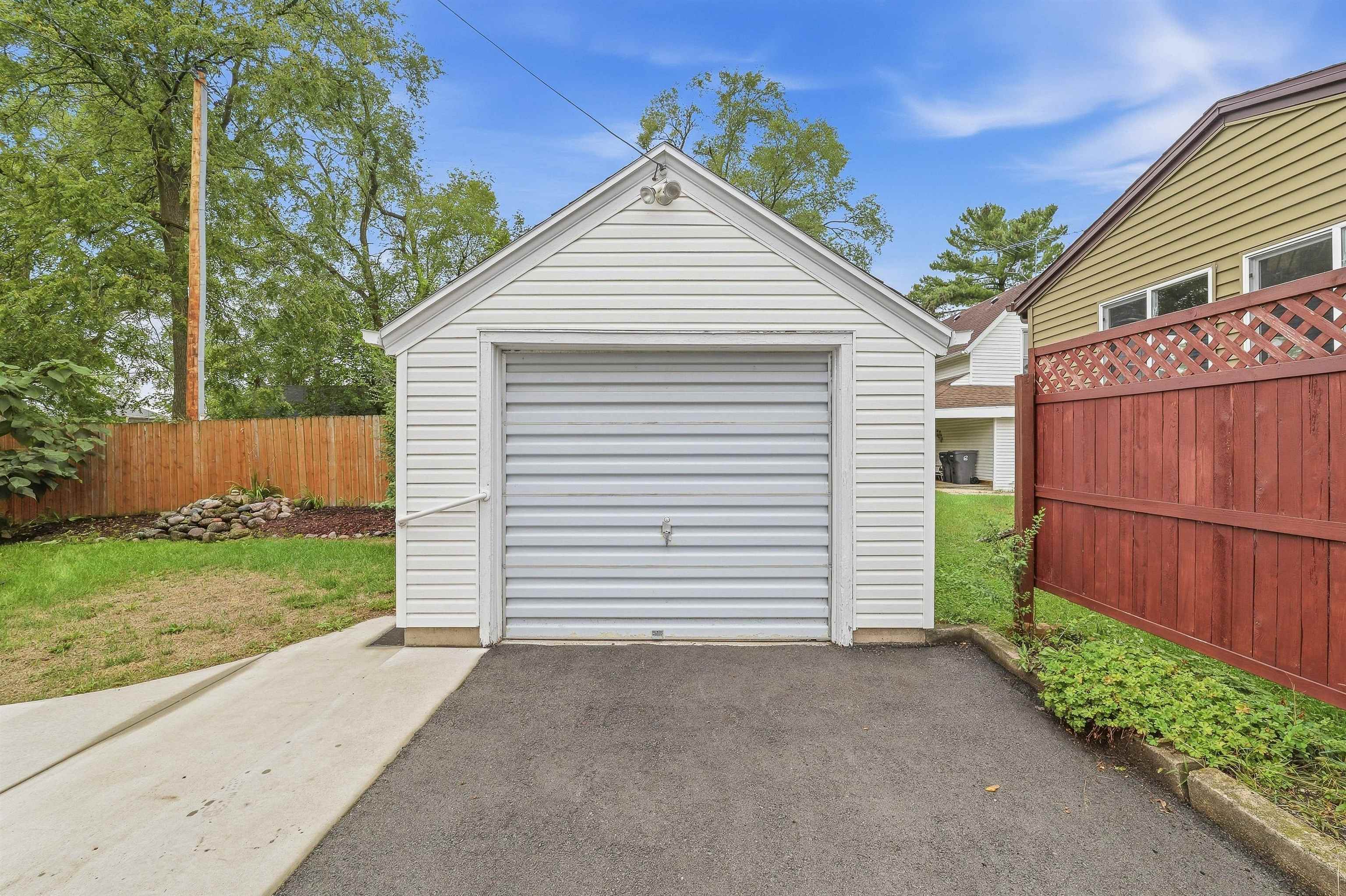 Property photo 30